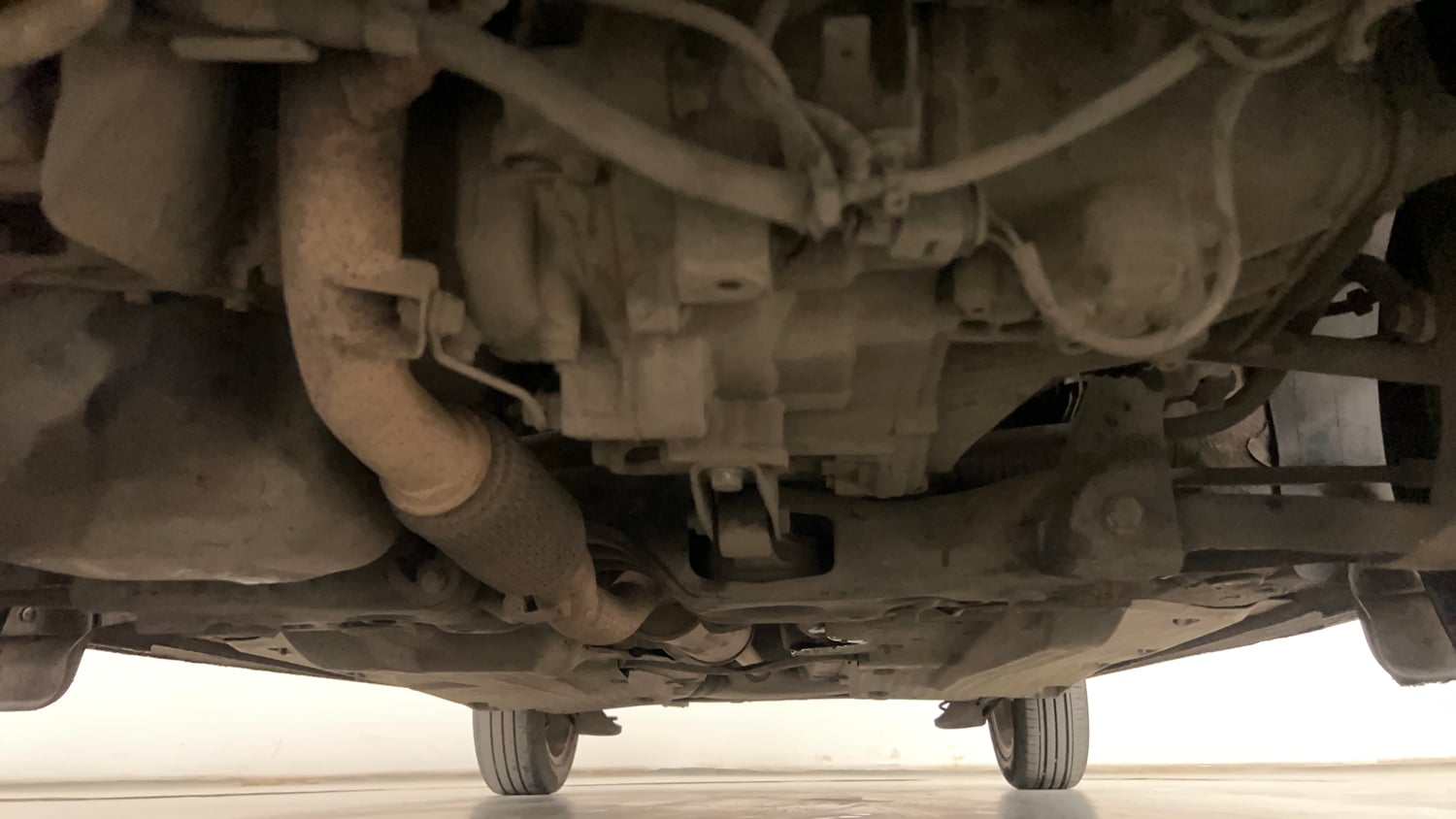 Used 2016 Volkswagen Polo Highline1.2L (P) Petrol Manual extra FRONT LEFT UNDERBODY VIEW