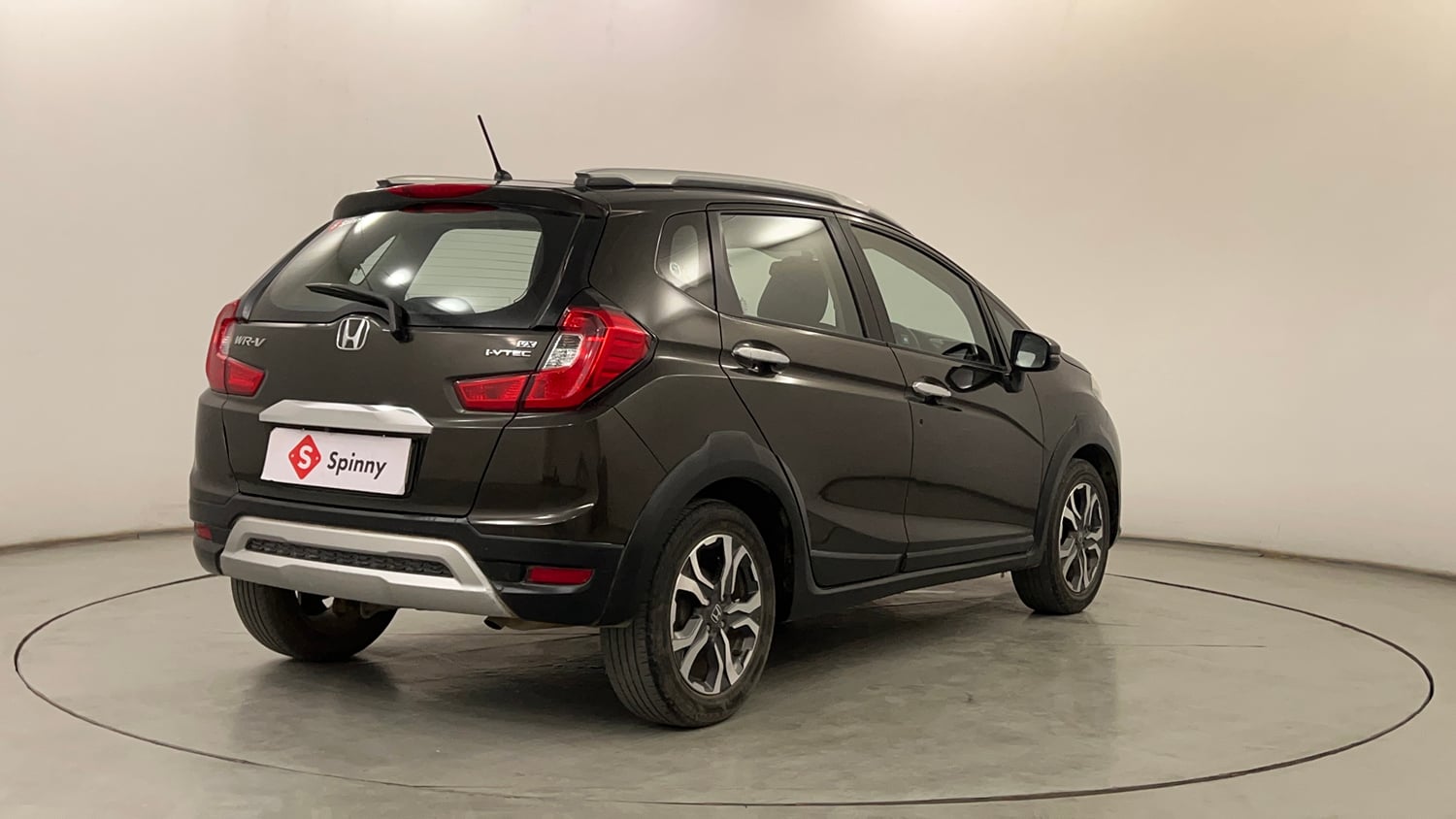 Used 2017 Honda WR-V VX MT Petrol Petrol Manual exterior RIGHT REAR CORNER VIEW
