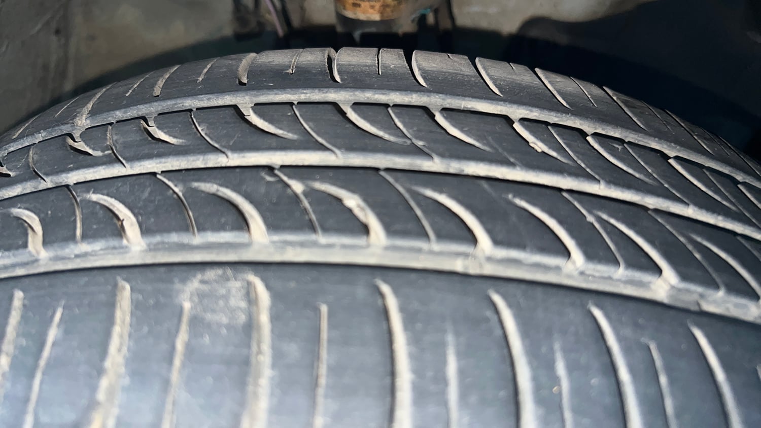 Used 2020 Honda Amaze 1.2 S MT Petrol Petrol Manual tyres RIGHT FRONT TYRE TREAD VIEW