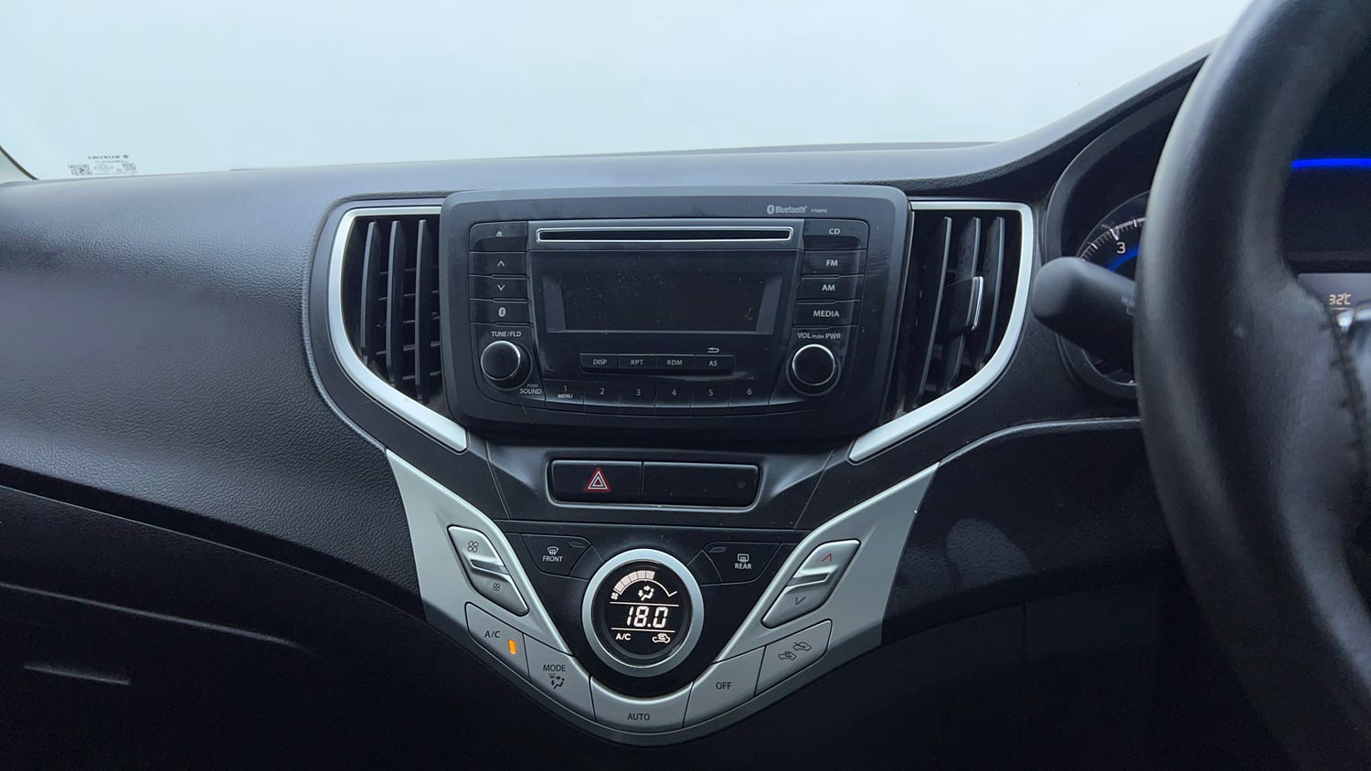 Used 2018 Maruti Suzuki Baleno Delta 1.2 AT Petrol Automatic top_features Integrated (in-dash) music system