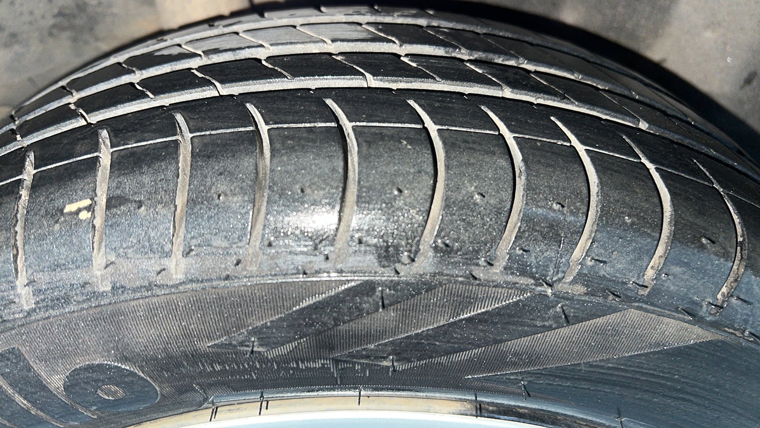 Used 2013 Honda Amaze 1.2 S i-VTEC Petrol Manual tyres RIGHT REAR TYRE TREAD VIEW