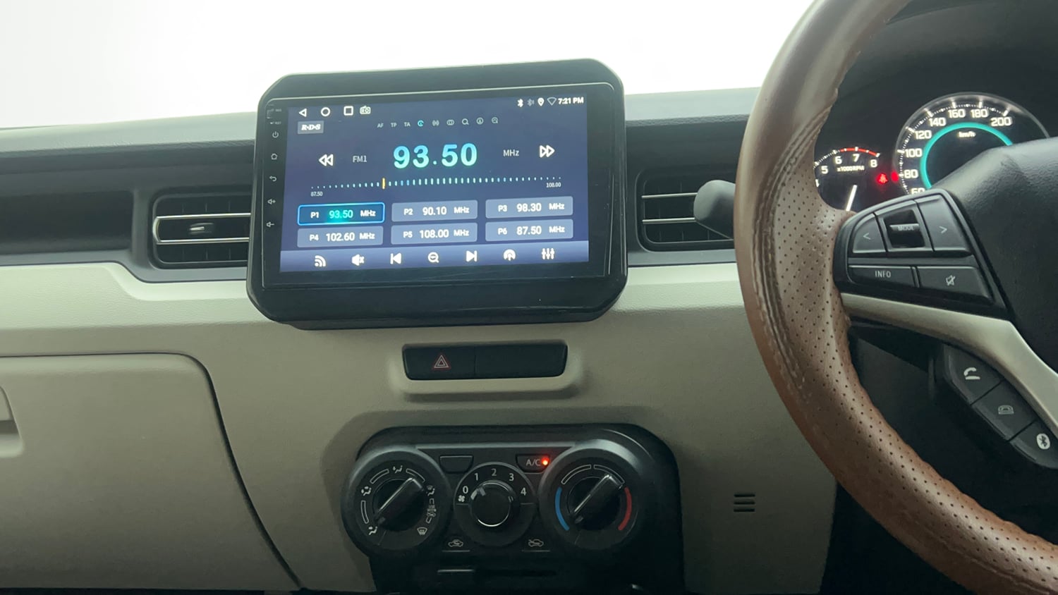 Used 2025 Maruti Suzuki Ignis Delta 1.2 AMT Petrol Automatic top_features Integrated (in-dash) music system