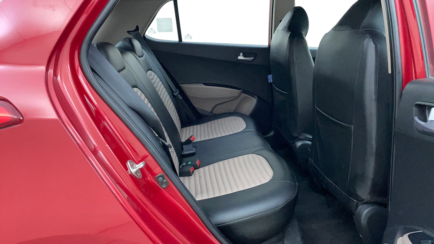 Used 2019 Hyundai Grand i10 Sportz 1.2 Kappa VTVT Petrol Manual interior RIGHT SIDE REAR DOOR CABIN VIEW