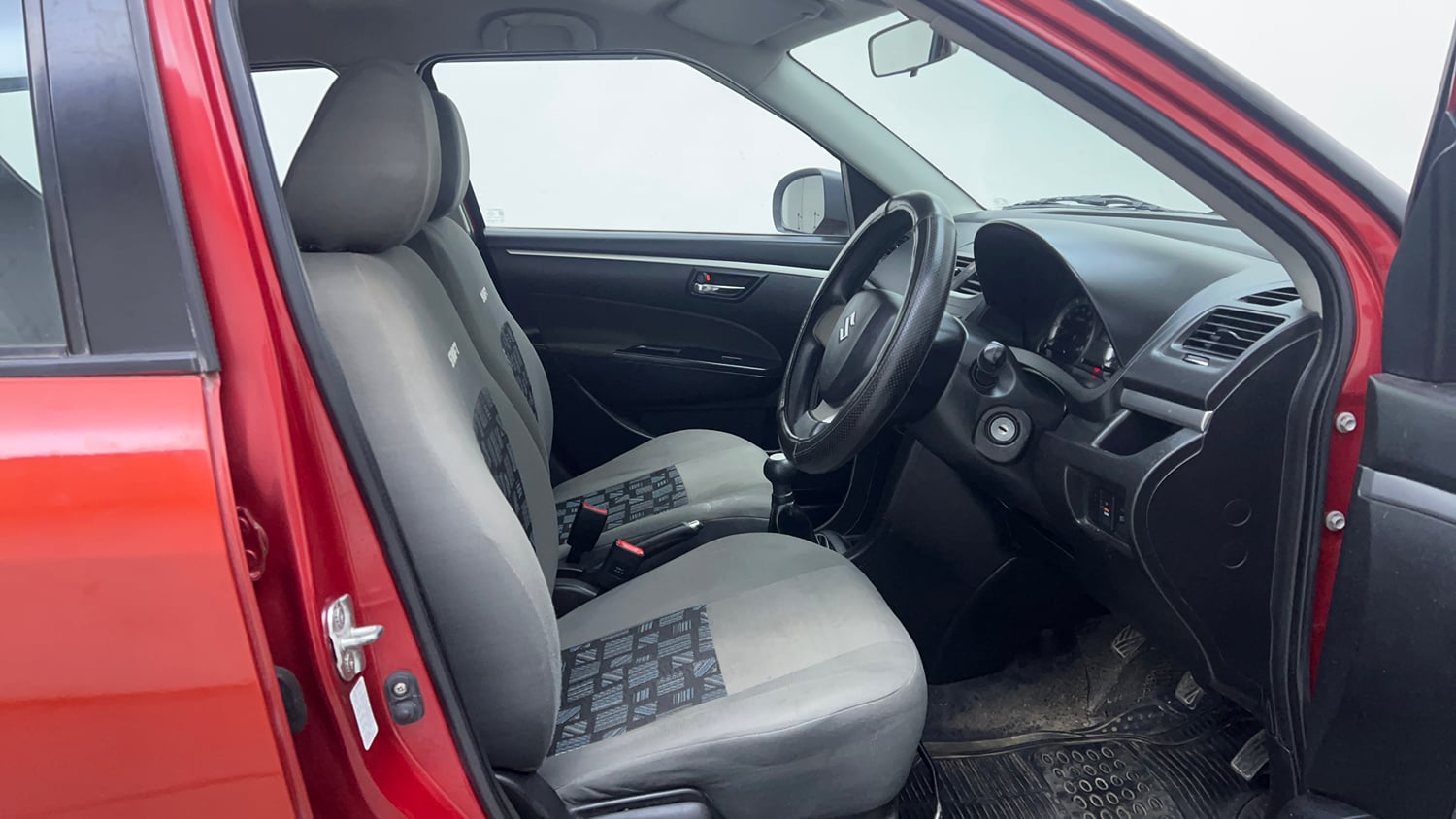 Used 2014 Maruti Suzuki Swift VXi Petrol Manual interior RIGHT SIDE FRONT DOOR CABIN VIEW
