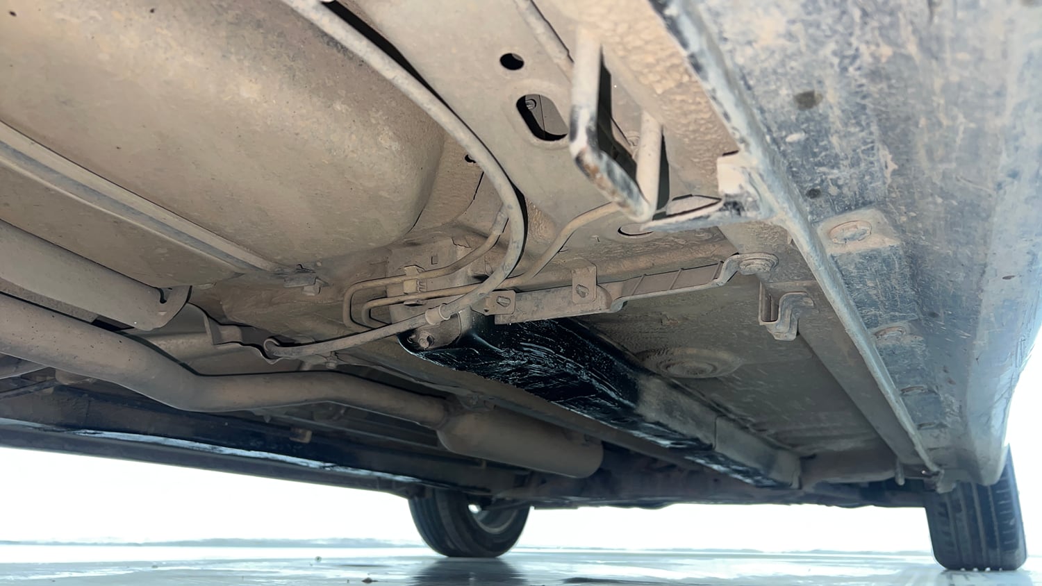 Used 2018 Maruti Suzuki Ciaz S 1.4 MT Petrol Manual extra REAR RIGHT UNDERBODY VIEW