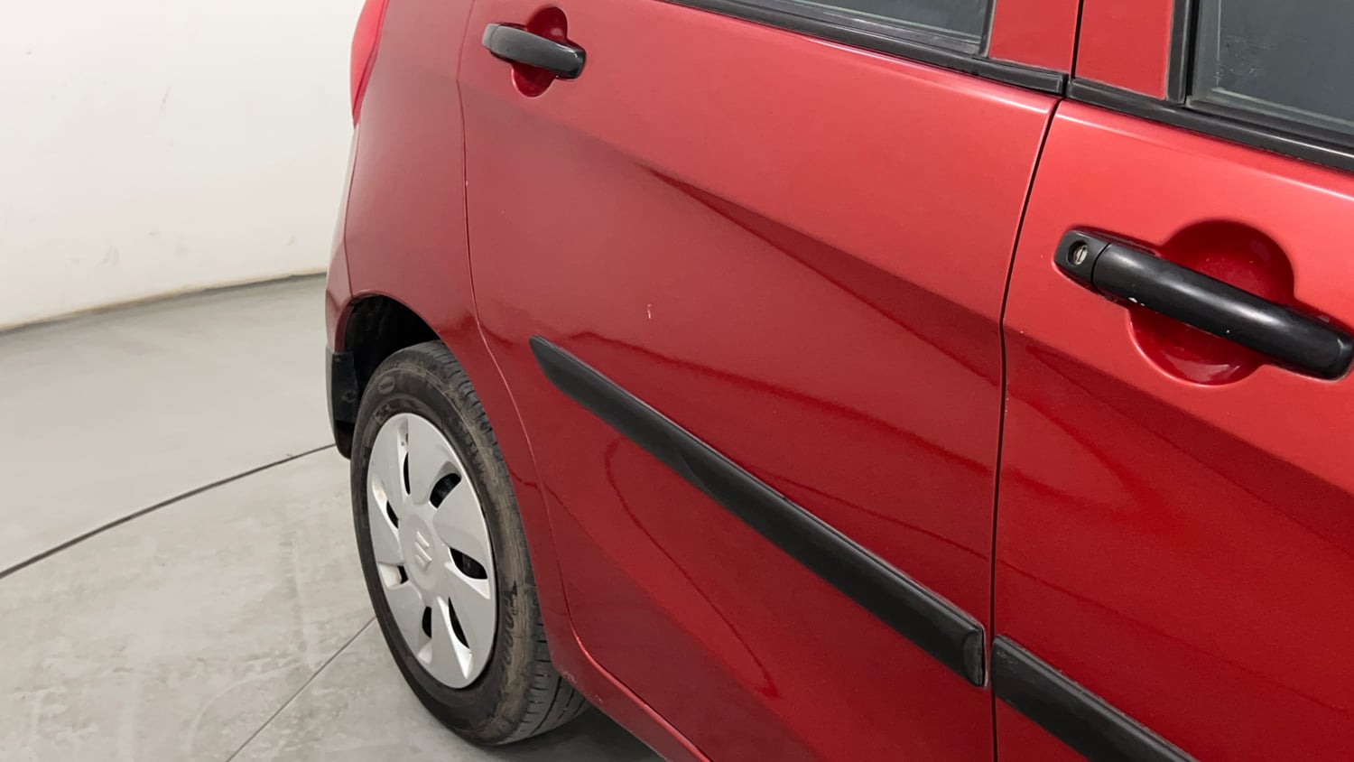 Used 2014 Maruti Suzuki Celerio VXi AMT Petrol Automatic dents MINOR SCRATCH