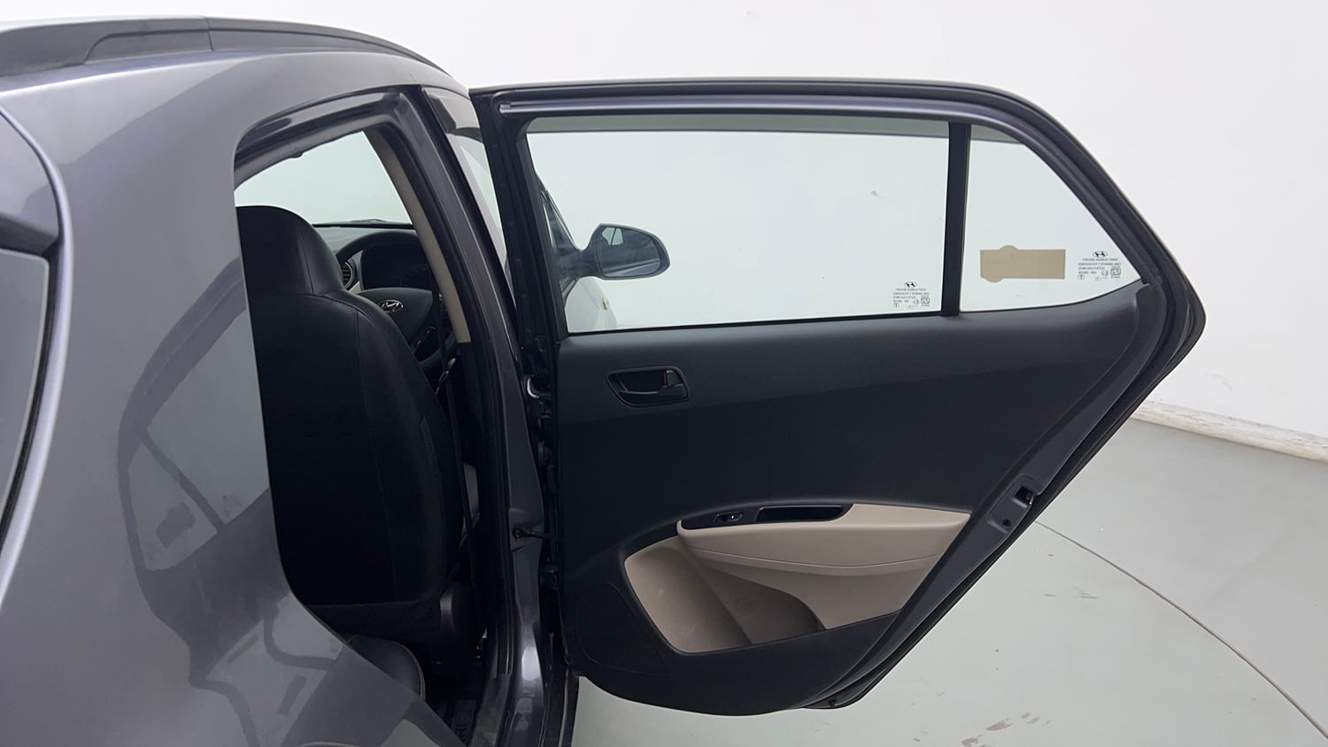 Used 2019 Hyundai Grand i10 Magna 1.2 Kappa VTVT Petrol Manual interior RIGHT REAR DOOR OPEN VIEW