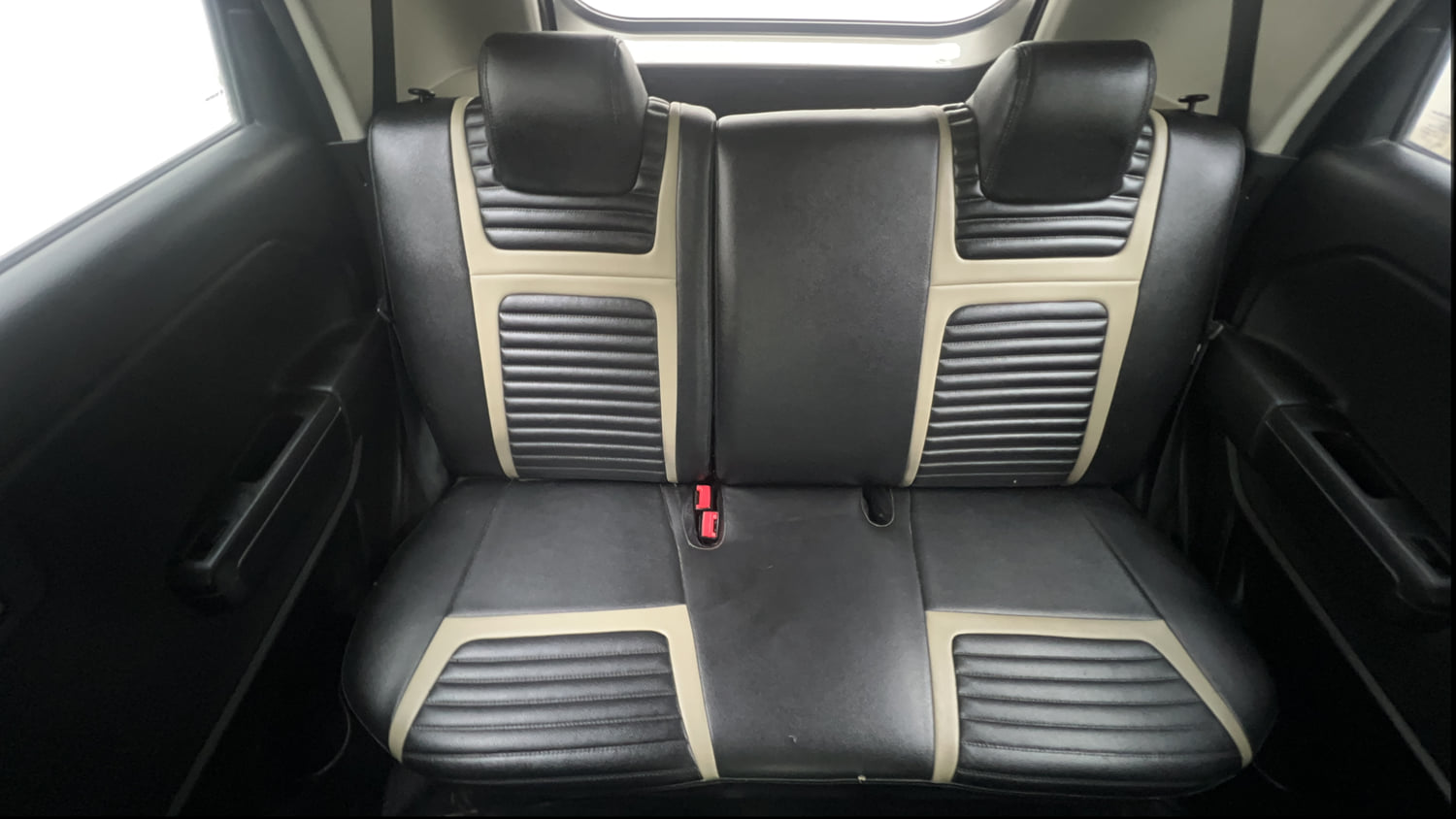 Used 2021 Maruti Suzuki Wagon R 1.0 VXi 1.0 Petrol Manual interior REAR SEAT CONDITION VIEW