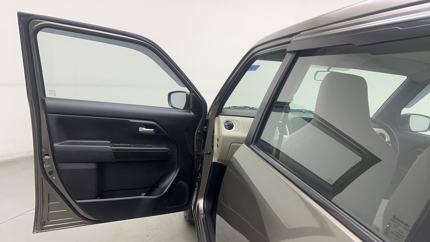 Used 2019 Maruti Suzuki Wagon R ZXi 1.2 AMT Petrol Automatic interior LEFT FRONT DOOR OPEN VIEW