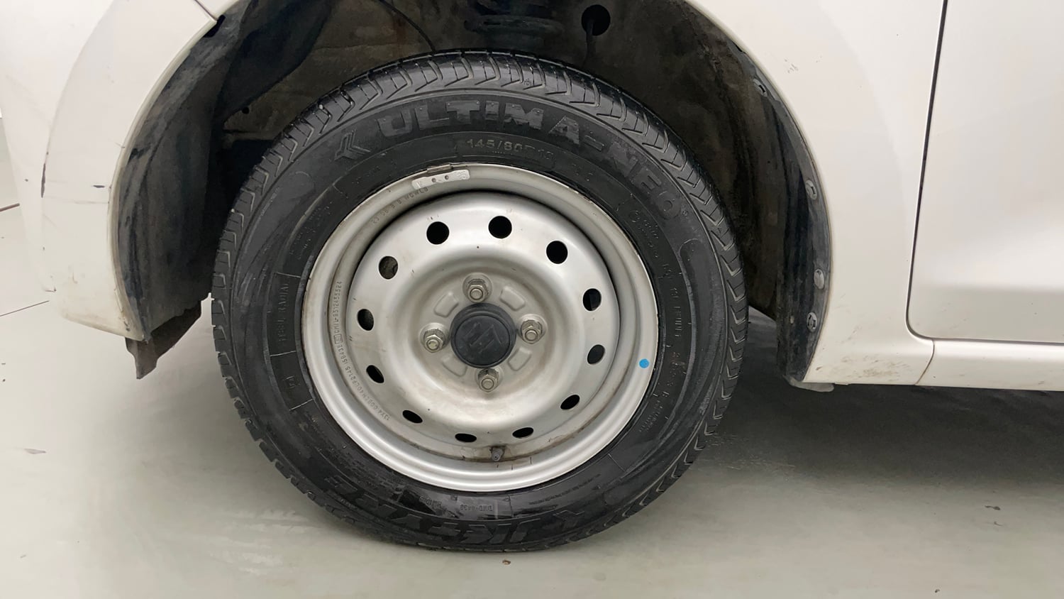 Used 2023 Maruti Suzuki Alto K10 LXi Petrol Manual tyres LEFT FRONT TYRE RIM VIEW