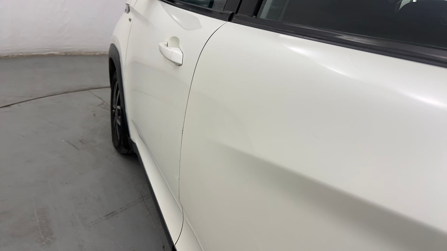 Used 2018 Mahindra KUV100 NXT K8 D 6 STR Diesel Manual dents MINOR SCRATCH