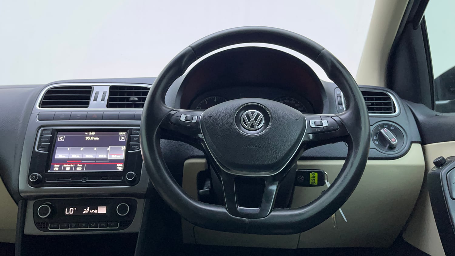 Used 2023 Volkswagen Vento Highline Plus 1.0L TSI Automatic Petrol Automatic interior STEERING VIEW