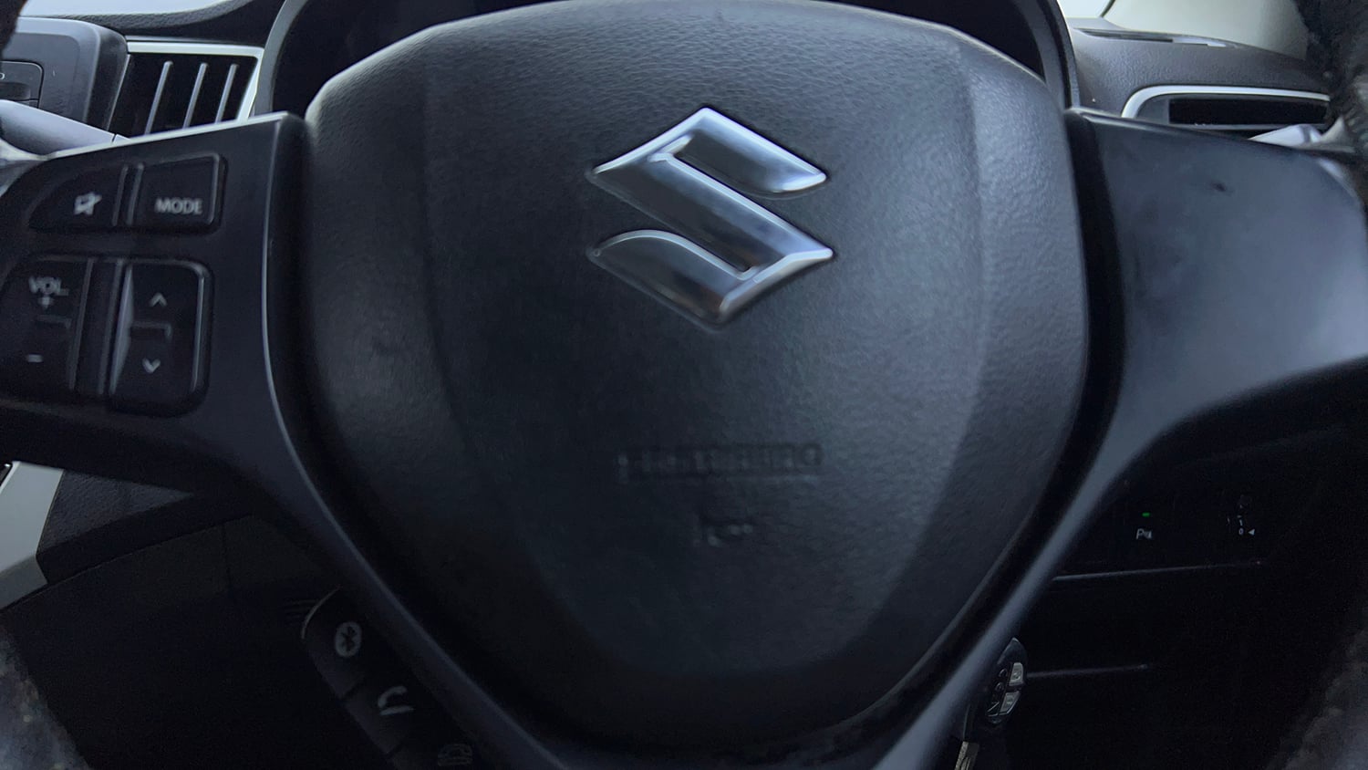 Used 2018 Maruti Suzuki Baleno Delta 1.2 AT Petrol Automatic top_features Airbags