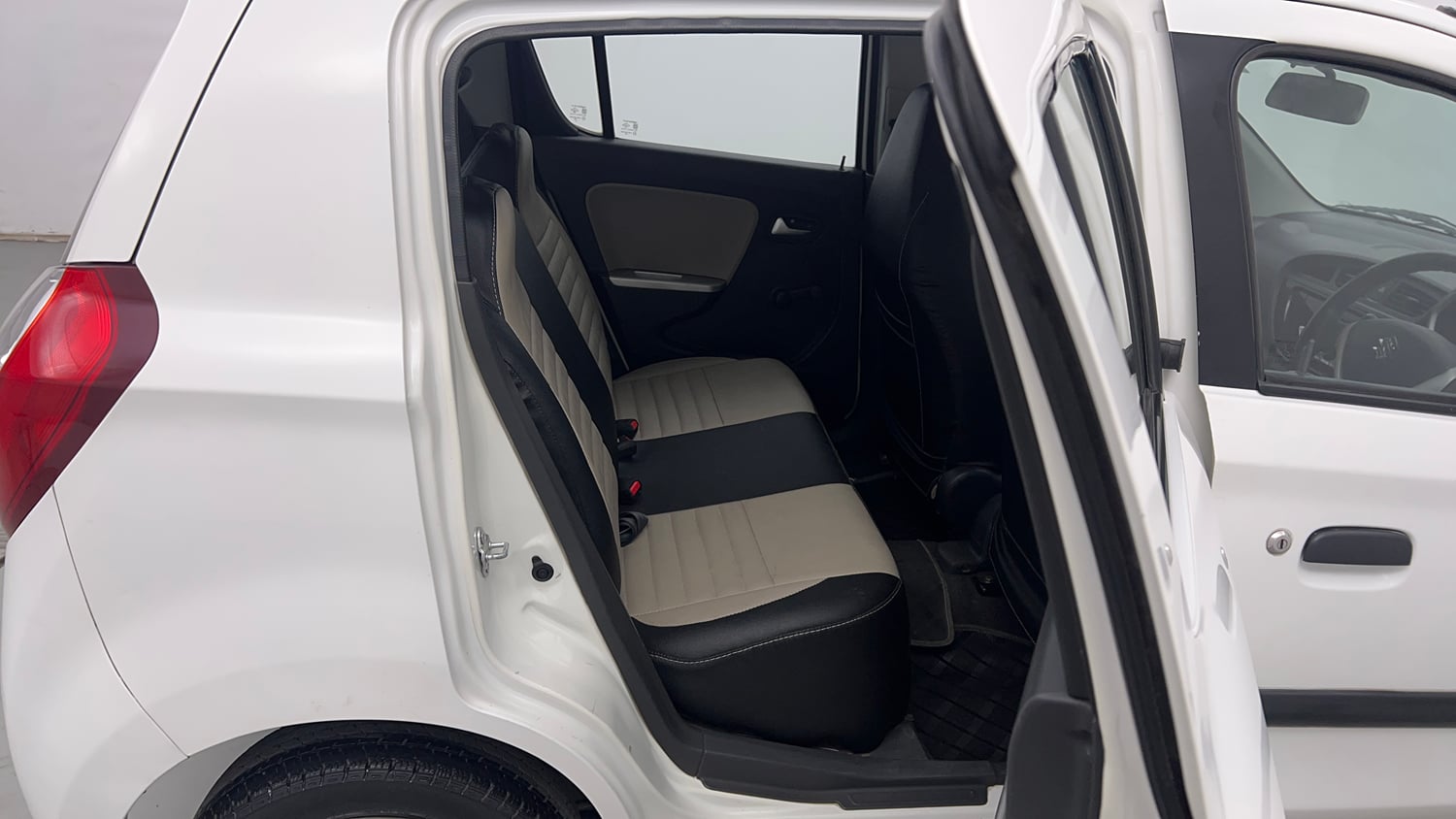 Used 2016 Maruti Suzuki Alto K10 VXi Petrol Manual interior RIGHT SIDE REAR DOOR CABIN VIEW