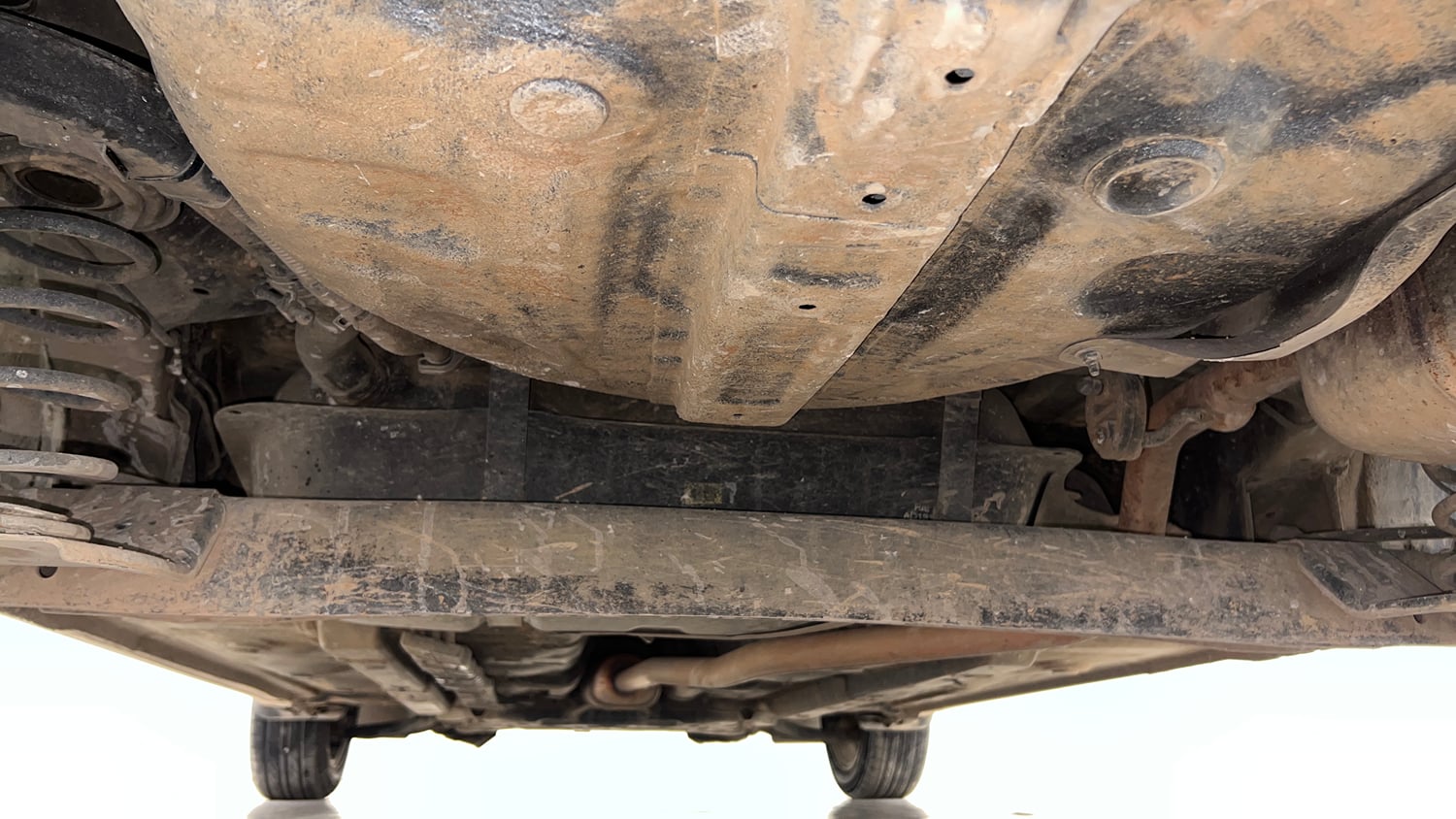 Used 2020 Hyundai Grand i10 Sportz 1.2 Kappa VTVT Petrol Manual extra REAR UNDERBODY VIEW (TAKEN FROM REAR)