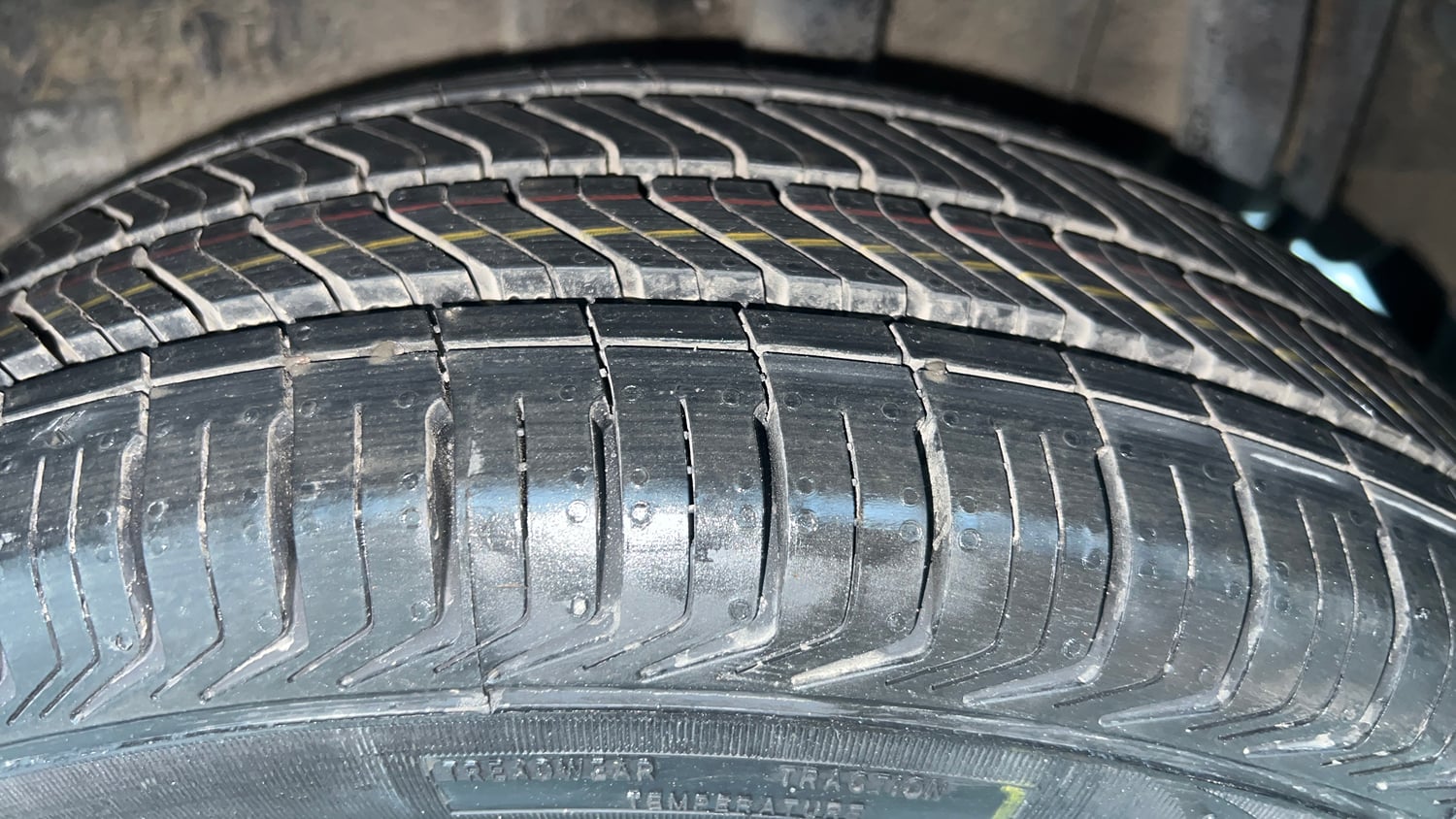 Used 2018 Tata Tiago Revotron XT Petrol Manual tyres LEFT REAR TYRE TREAD VIEW