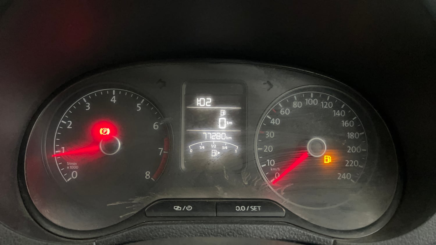 Used 2016 Volkswagen Polo Highline1.2L (P) Petrol Manual interior CLUSTERMETER VIEW
