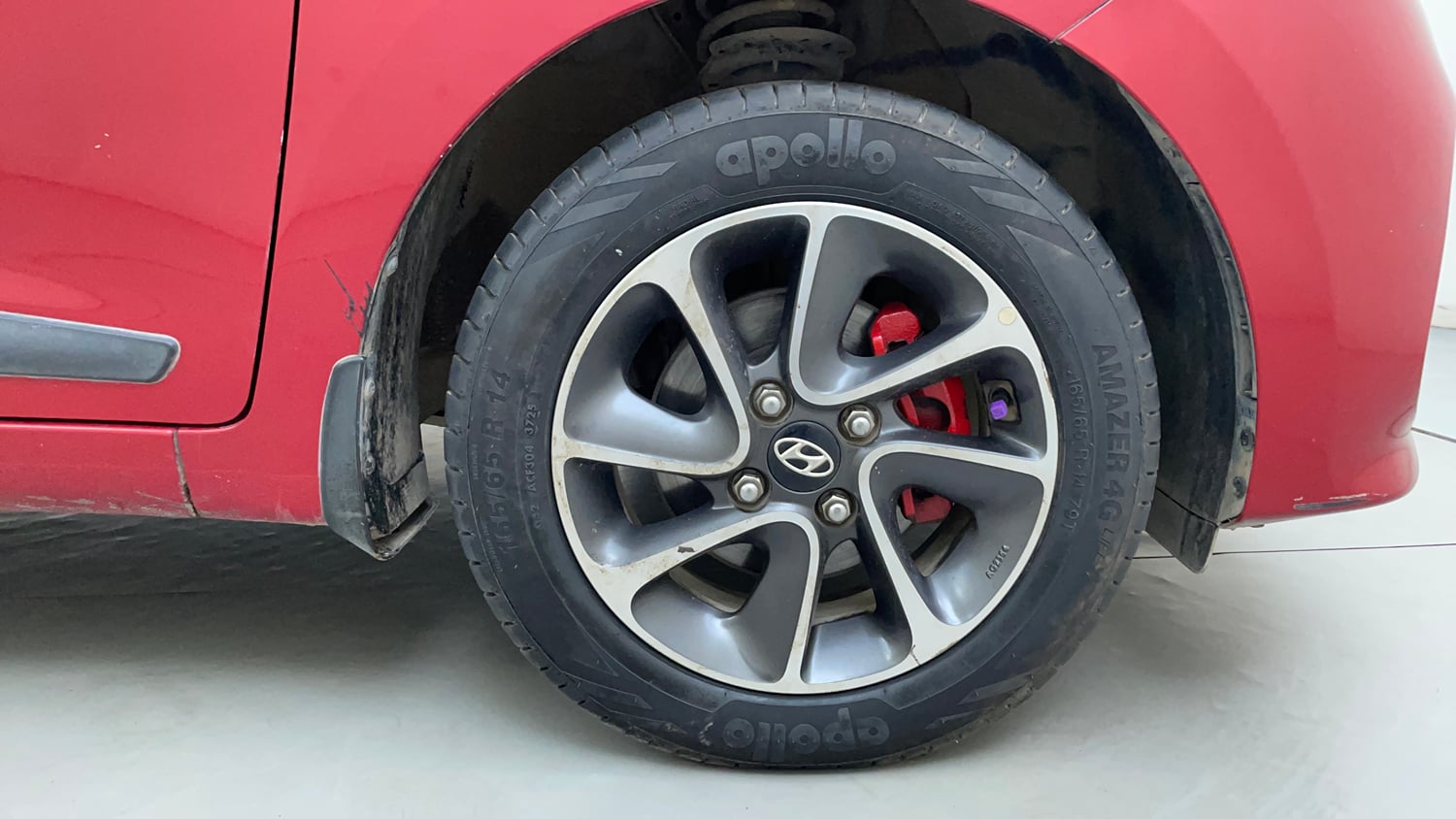 Used 2019 Hyundai Grand i10 Sportz 1.2 Kappa VTVT Petrol Manual tyres RIGHT FRONT TYRE RIM VIEW