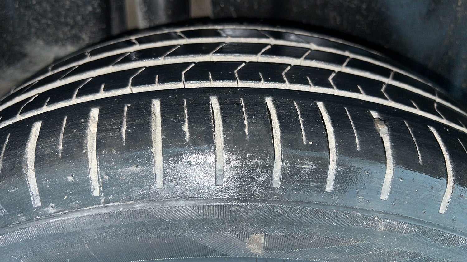 Used 2018 Maruti Suzuki Ciaz S 1.4 MT Petrol Manual tyres RIGHT REAR TYRE TREAD VIEW