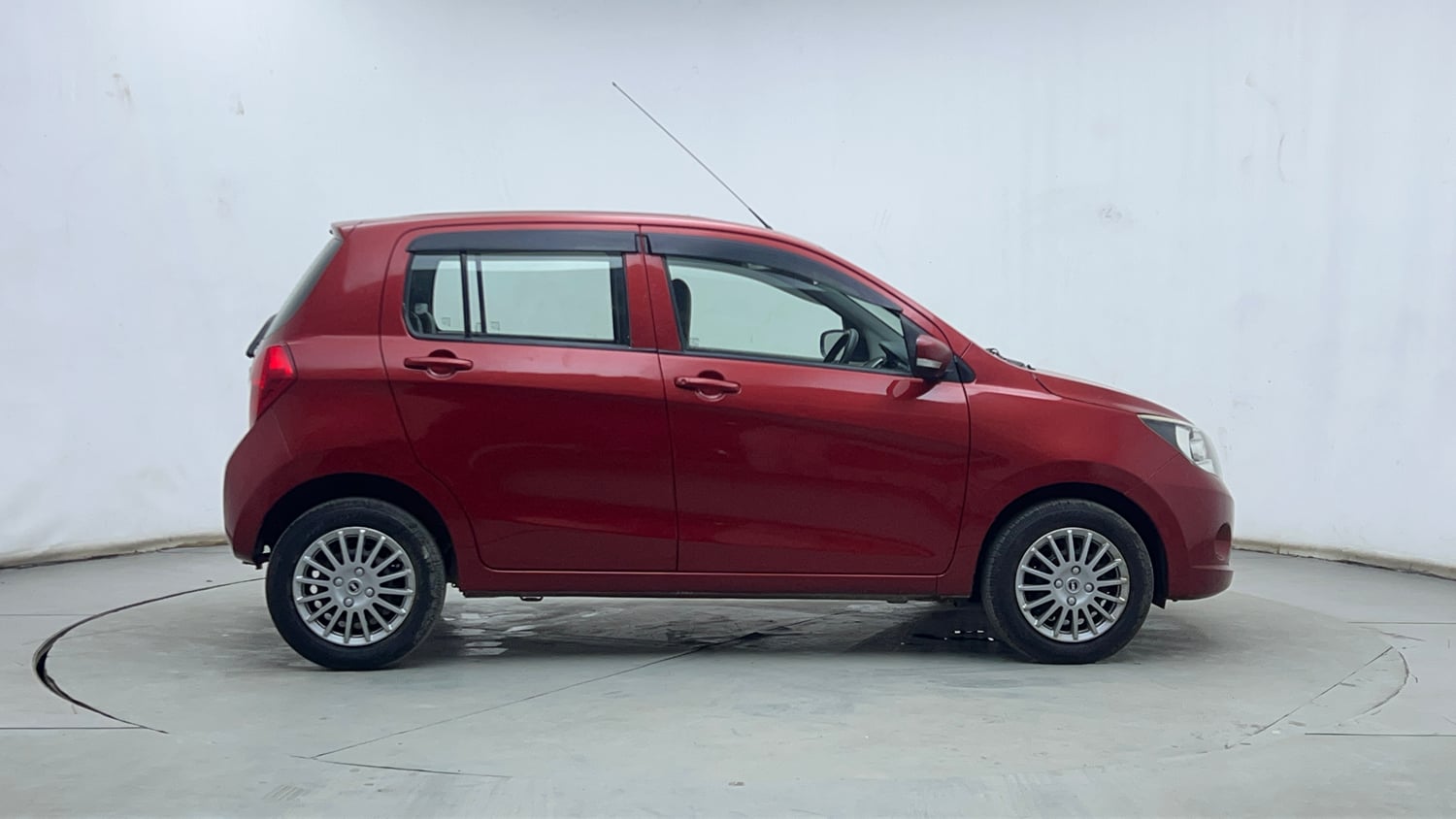 Used 2017 Maruti Suzuki Celerio ZXI (O) AMT Petrol Automatic exterior RIGHT SIDE VIEW