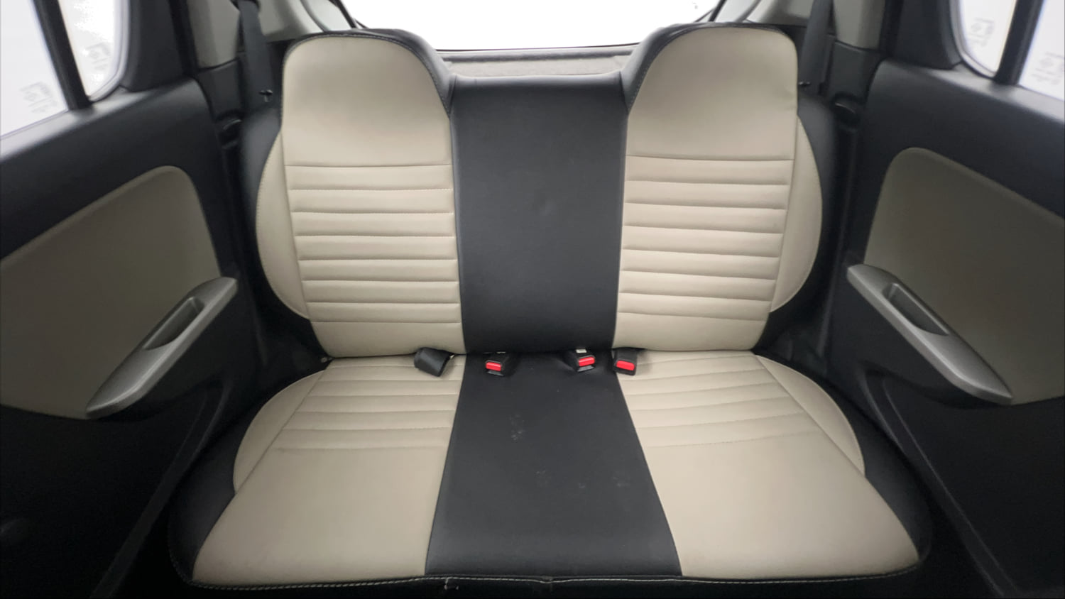 Used 2016 Maruti Suzuki Alto K10 VXi Petrol Manual interior REAR SEAT CONDITION VIEW