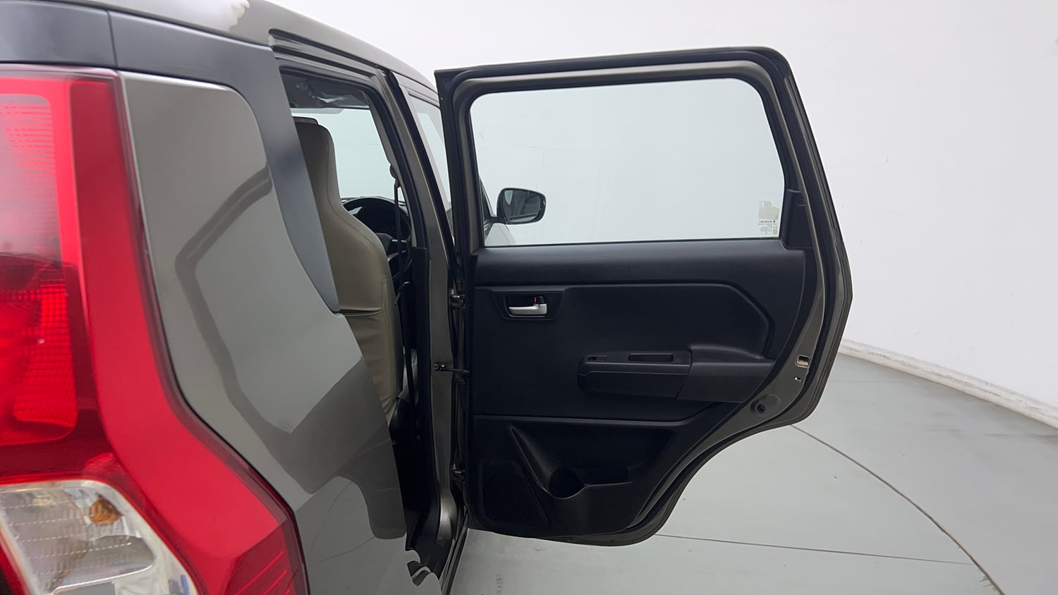Used 2019 Maruti Suzuki Wagon R 1.0 VXi 1.0 Petrol Manual interior RIGHT REAR DOOR OPEN VIEW