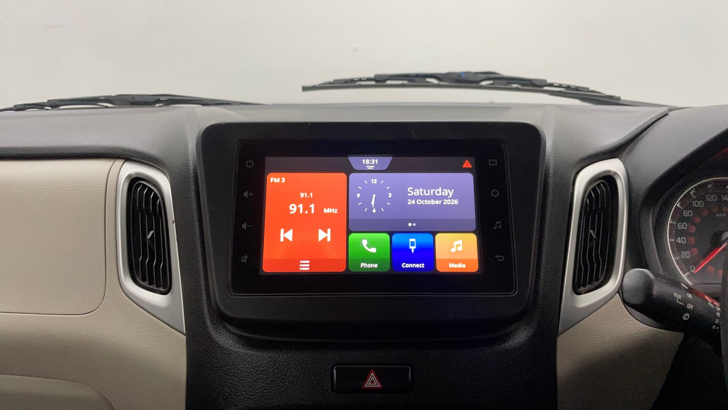 Used 2022 Maruti Suzuki Wagon R ZXI 1.2 Petrol Manual interior MUSIC SYSTEM & AC CONTROL VIEW