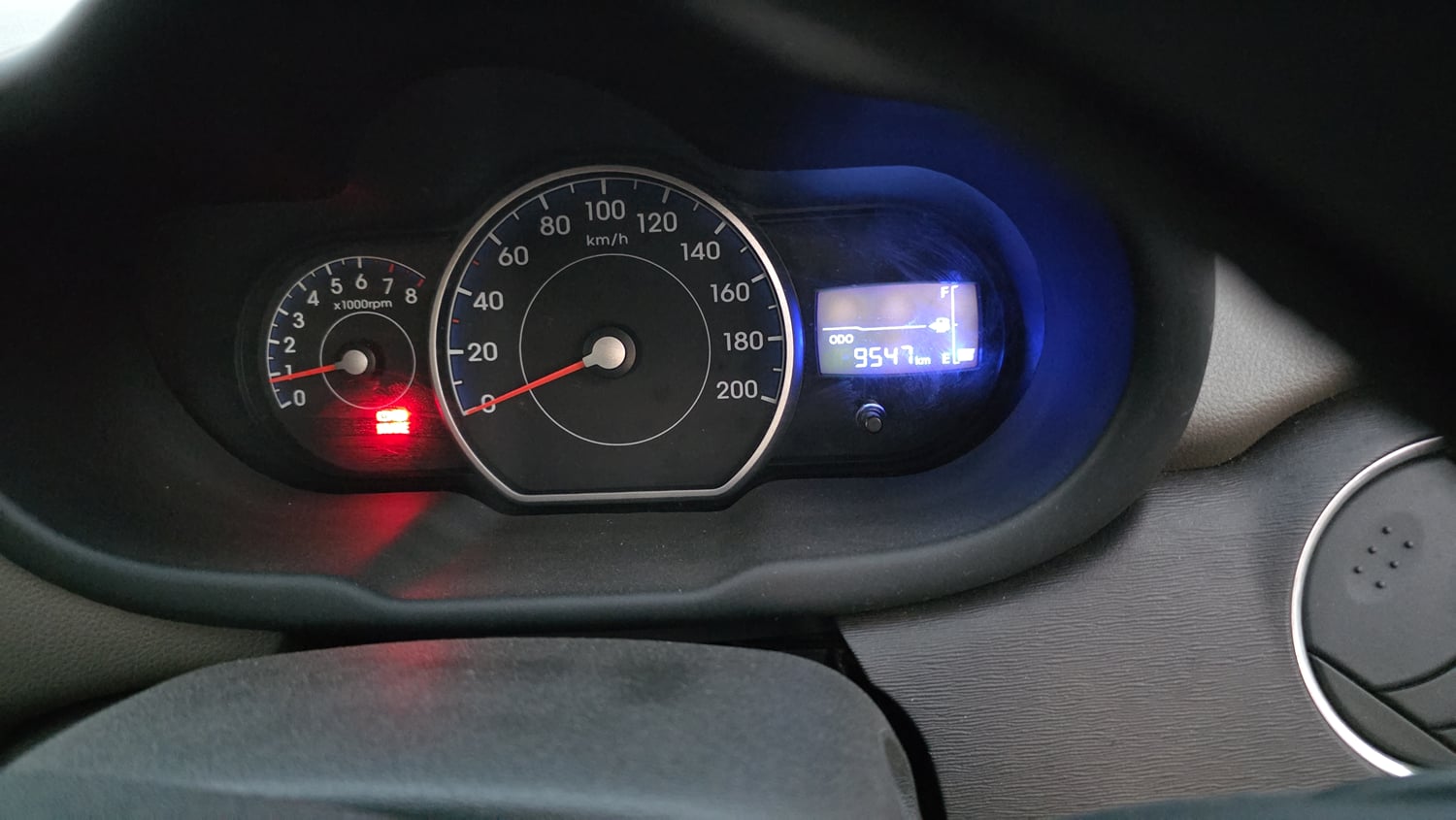 Used 2013 Hyundai i10 Sportz 1.2 Kappa2 Petrol Manual interior CLUSTERMETER VIEW