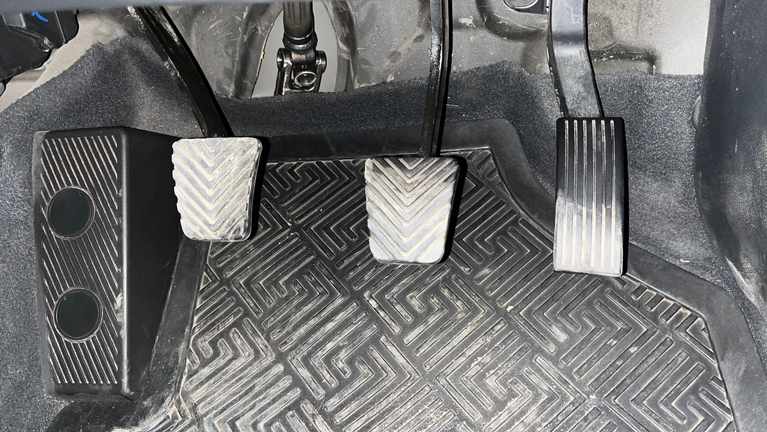 Used 2019 Hyundai Elite i20 Sportz Plus 1.2 Petrol Manual interior PEDALS VIEW
