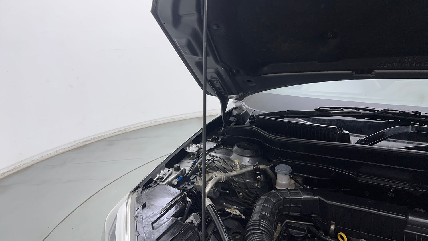 Used 2021 Toyota Urban Cruiser High Grade MT Petrol Manual engine ENGINE RIGHT SIDE HINGE & APRON VIEW
