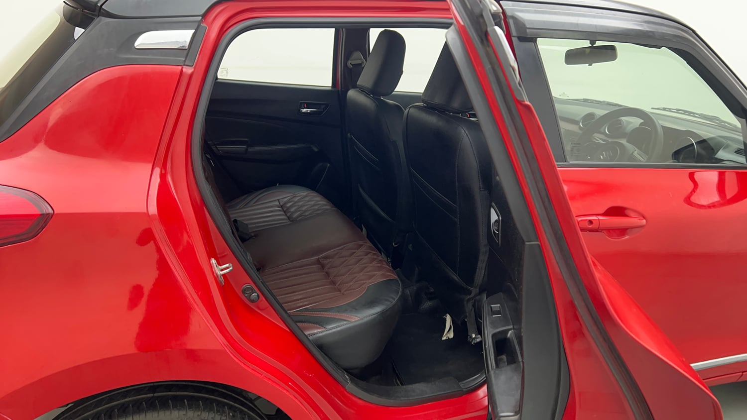 Used 2018 Maruti Suzuki Swift VXI CNG (Outside Fitted) Cng Manual interior RIGHT SIDE REAR DOOR CABIN VIEW