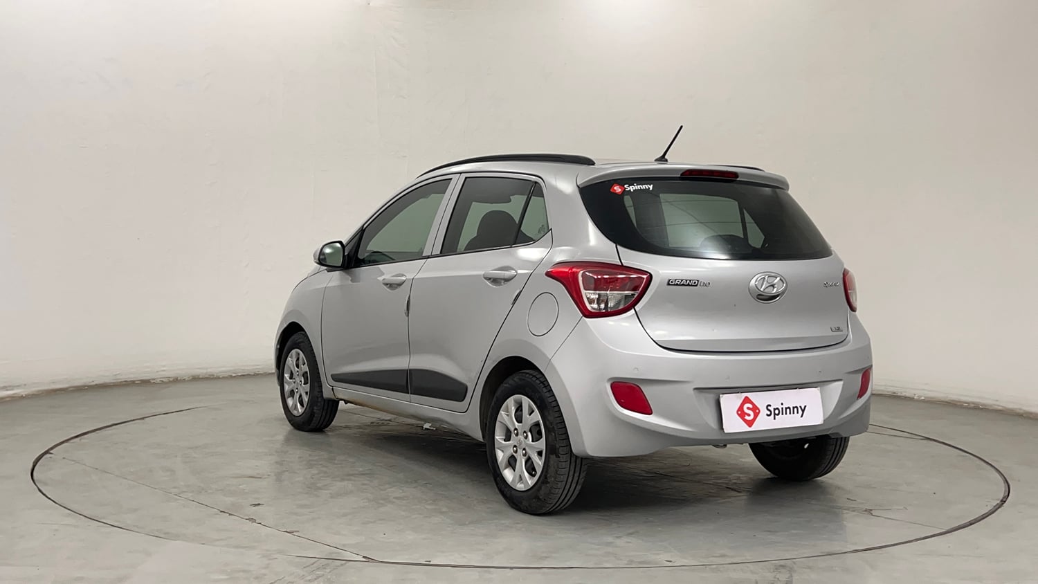 Used 2016 Hyundai Grand i10 Sportz 1.2 Kappa VTVT Petrol Manual exterior LEFT REAR CORNER VIEW