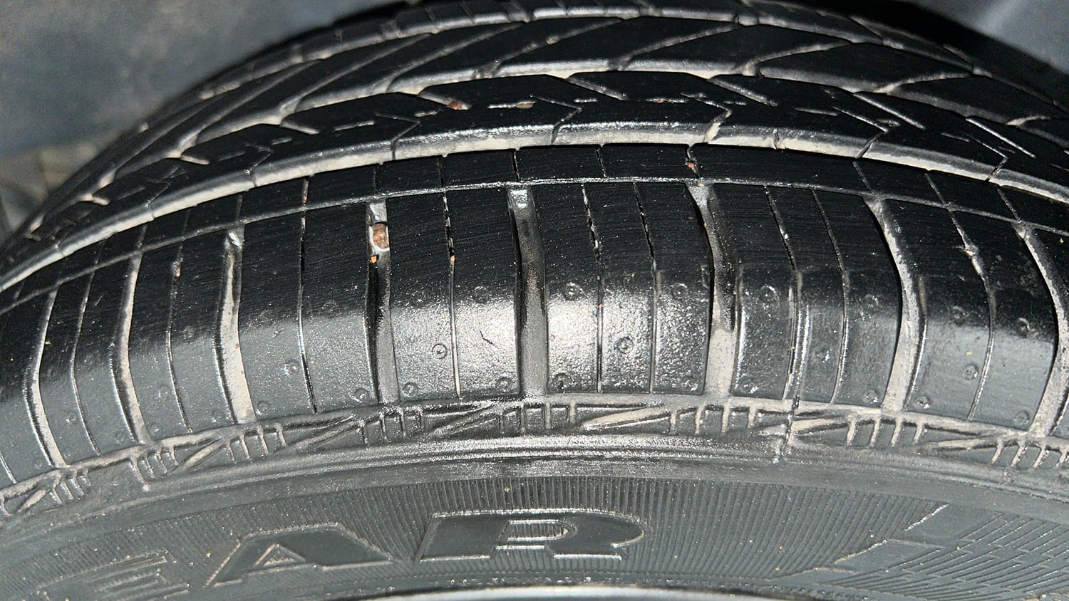 Used 2021 Hyundai Grand i10 Nios Sportz 1.2 Kappa VTVT Petrol Manual tyres LEFT REAR TYRE TREAD VIEW