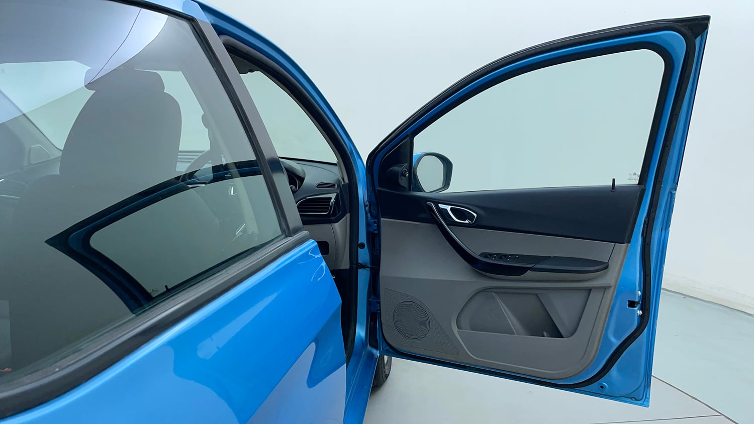 Used 2017 Tata Tiago Revotron XZ Petrol Manual interior RIGHT FRONT DOOR OPEN VIEW