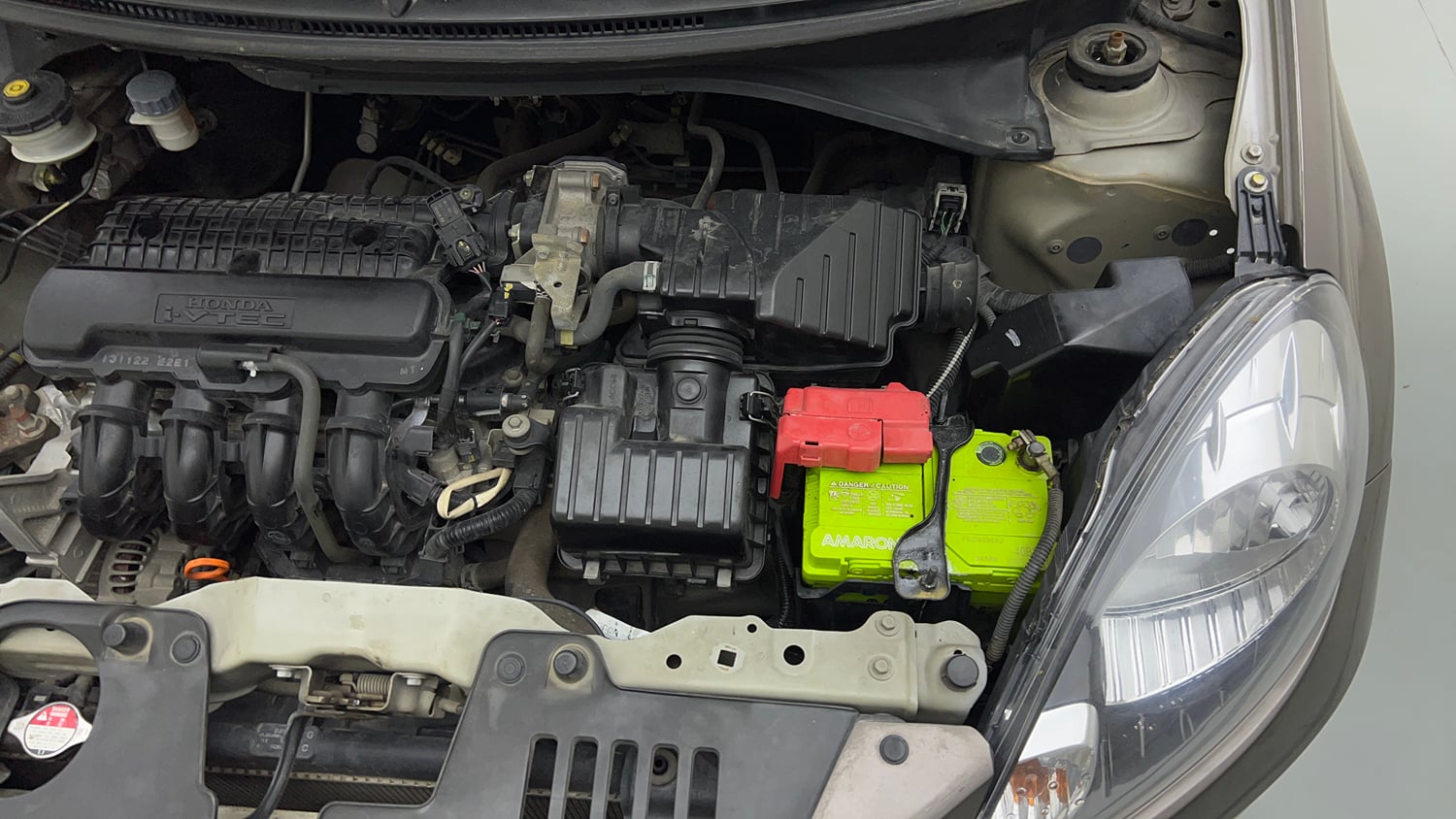 Used 2013 Honda Amaze 1.2 S i-VTEC Petrol Manual engine ENGINE LEFT SIDE VIEW
