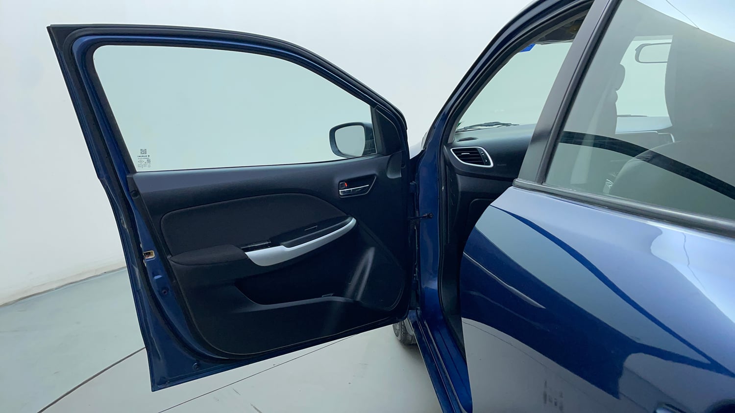 Used 2018 Maruti Suzuki Baleno Delta 1.2 Petrol Manual interior LEFT FRONT DOOR OPEN VIEW