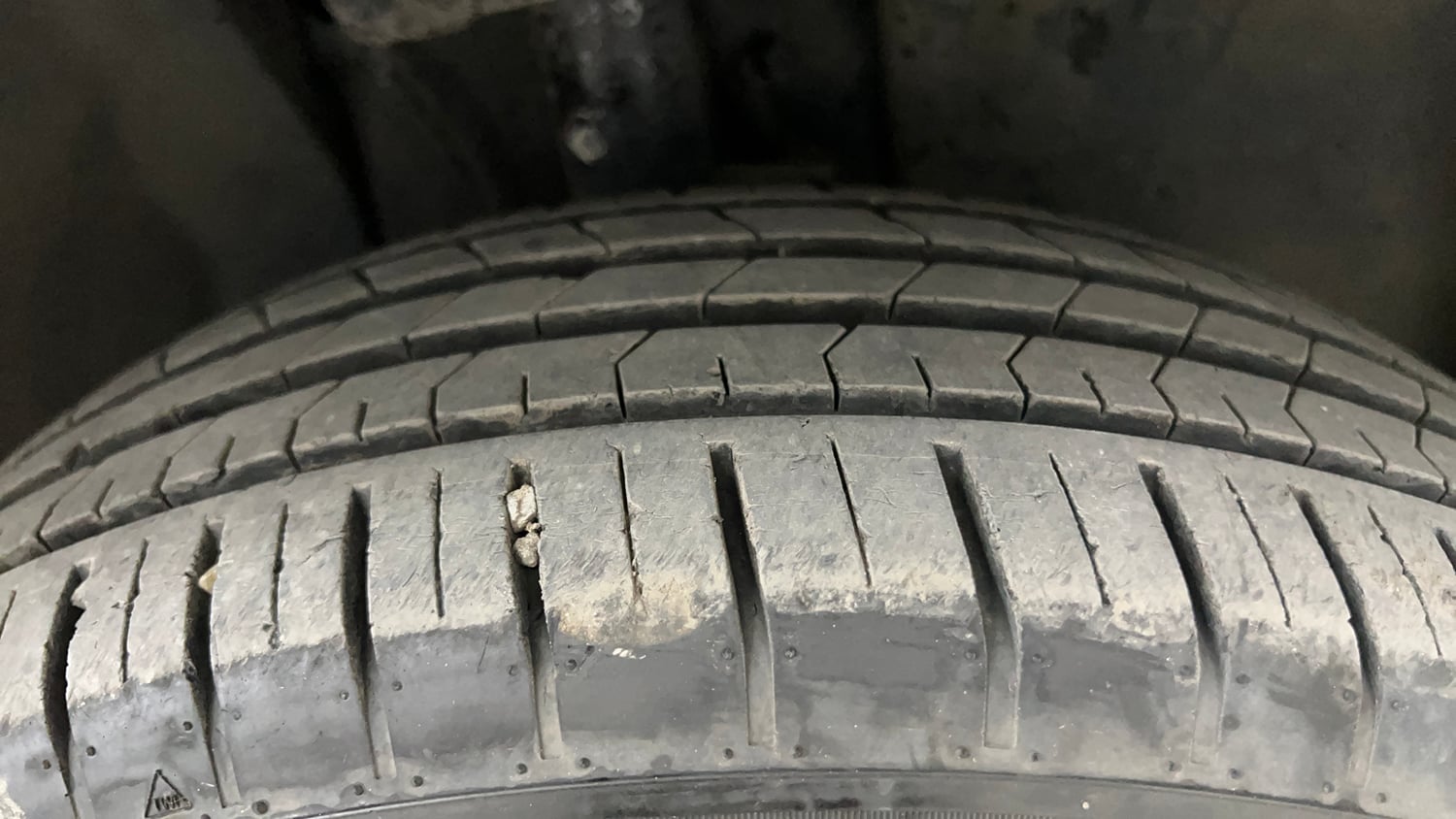 Used 2022 Tata Punch Kaziranga Creative MT Petrol Manual tyres RIGHT FRONT TYRE TREAD VIEW