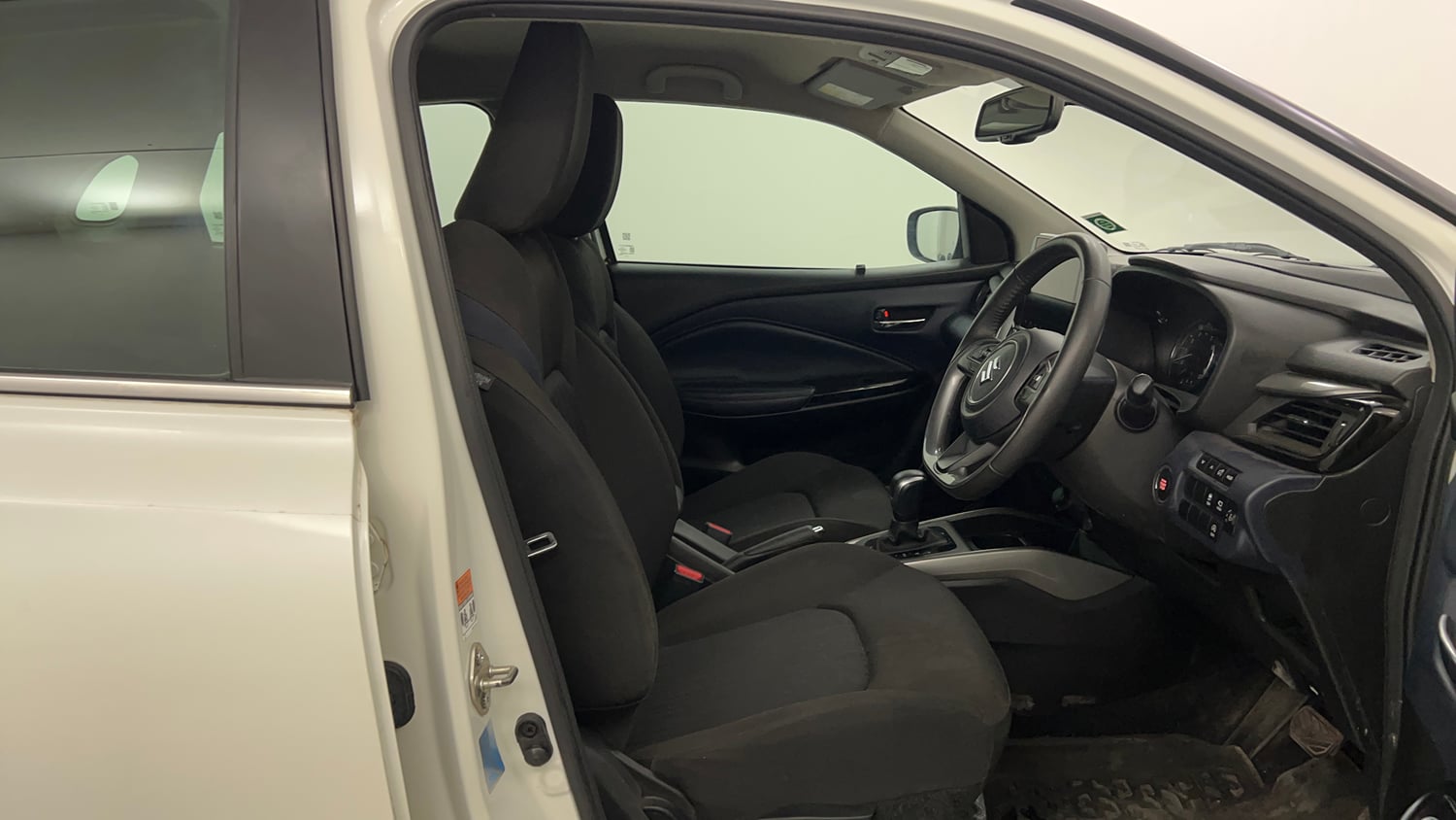 Used 2022 Maruti Suzuki Baleno Alpha AGS Petrol Automatic interior RIGHT SIDE FRONT DOOR CABIN VIEW