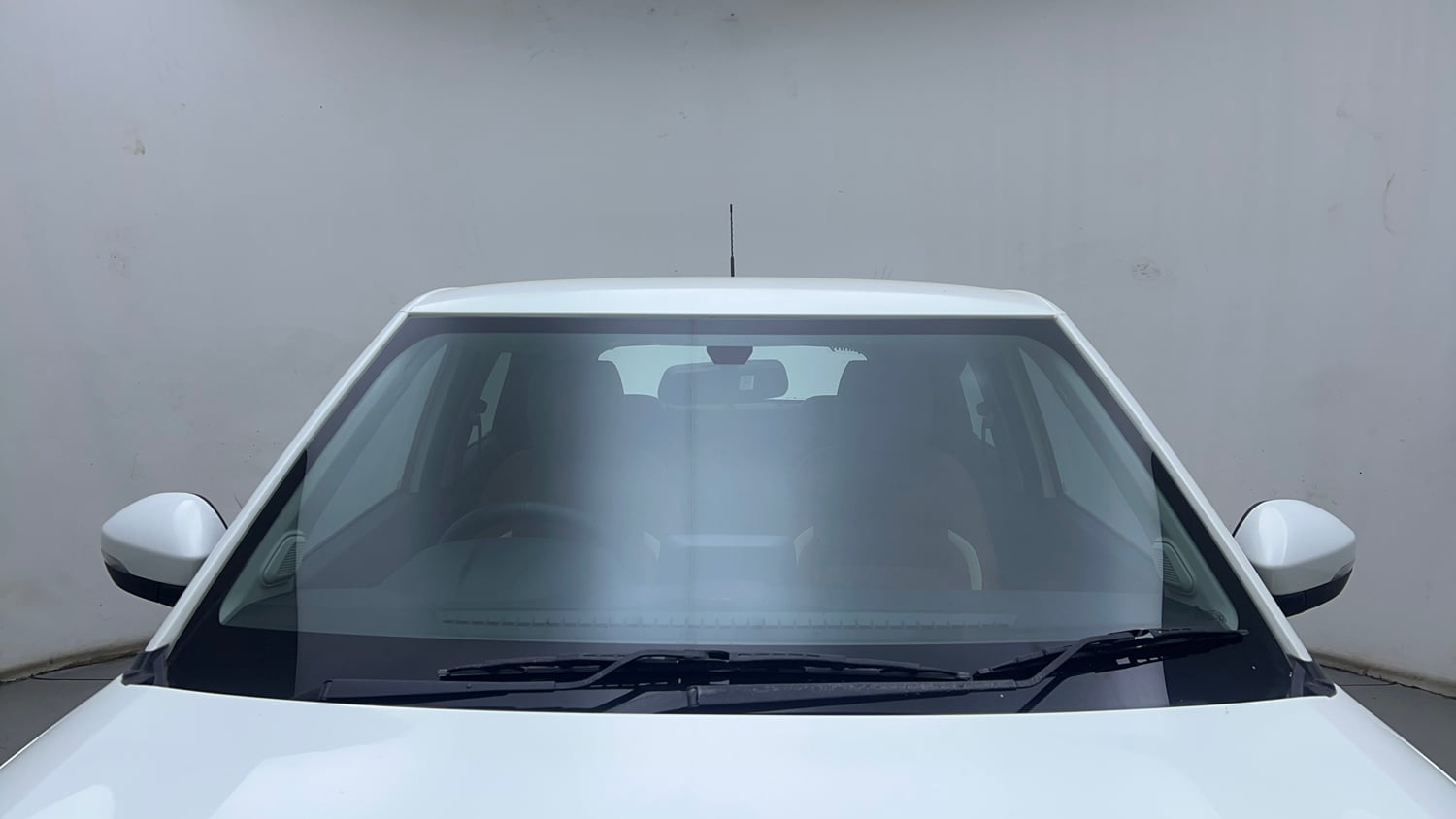 Used 2024 Tata Punch Adventure Rhythm Pack MT Petrol Manual exterior FRONT WINDSHIELD VIEW