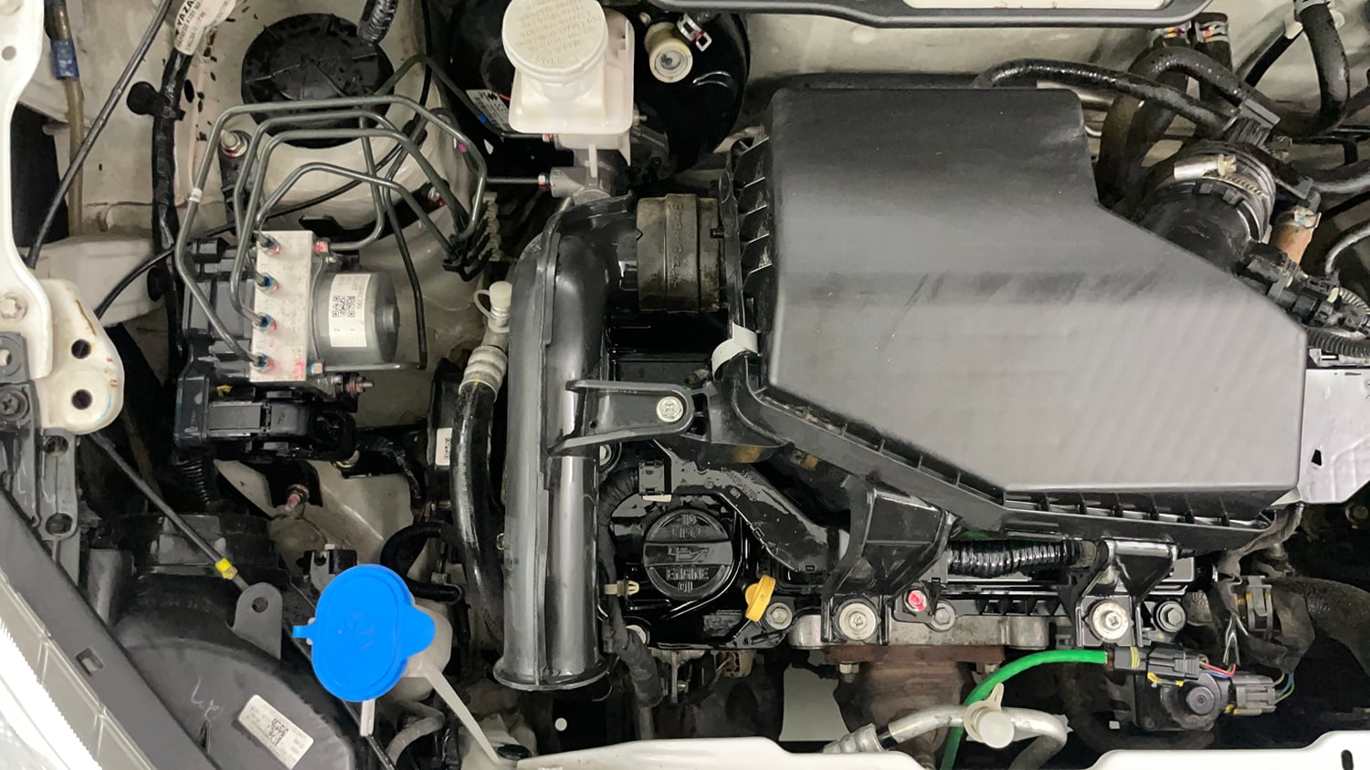 Used 2023 Maruti Suzuki Alto K10 LXi Petrol Manual engine ENGINE RIGHT SIDE VIEW