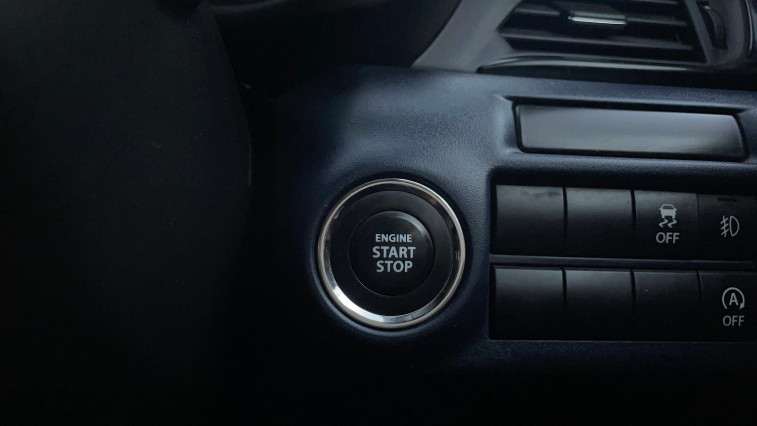 Used 2024 Maruti Suzuki Baleno Zeta AGS Petrol Automatic top_features Keyless start