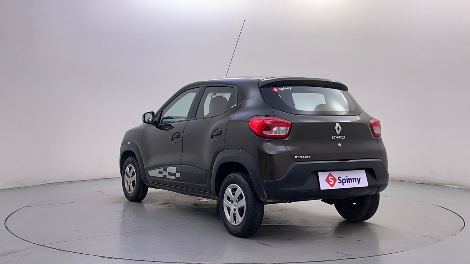 Used 2016 Renault Kwid 1.0 RXT AMT Petrol Automatic exterior LEFT REAR CORNER VIEW