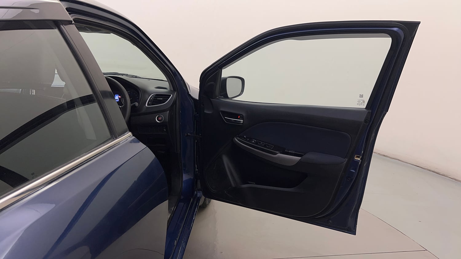 Used 2020 Maruti Suzuki Baleno Zeta Petrol Manual interior RIGHT FRONT DOOR OPEN VIEW