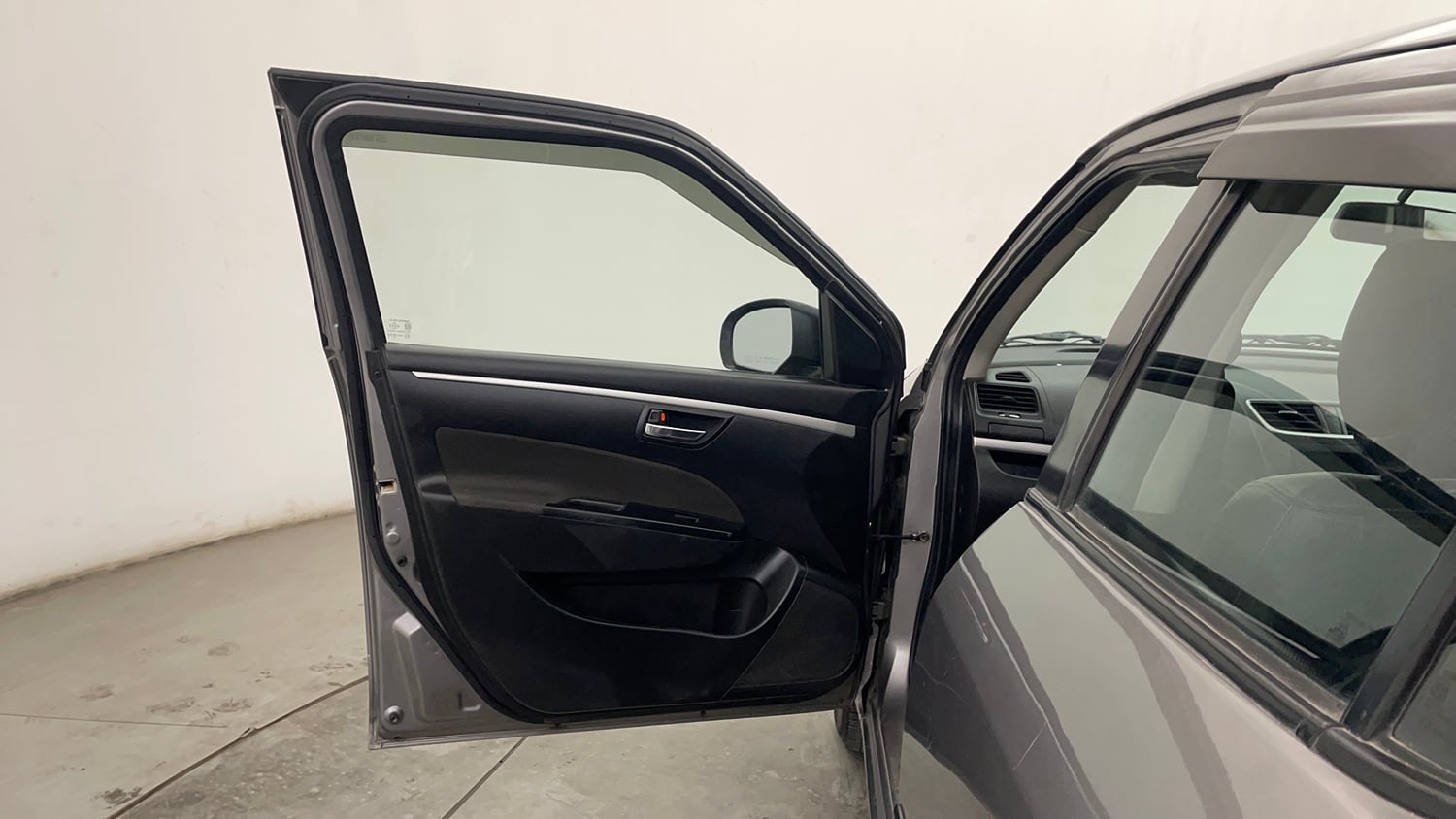 Used 2012 Maruti Suzuki Swift VXi Petrol Manual interior LEFT FRONT DOOR OPEN VIEW