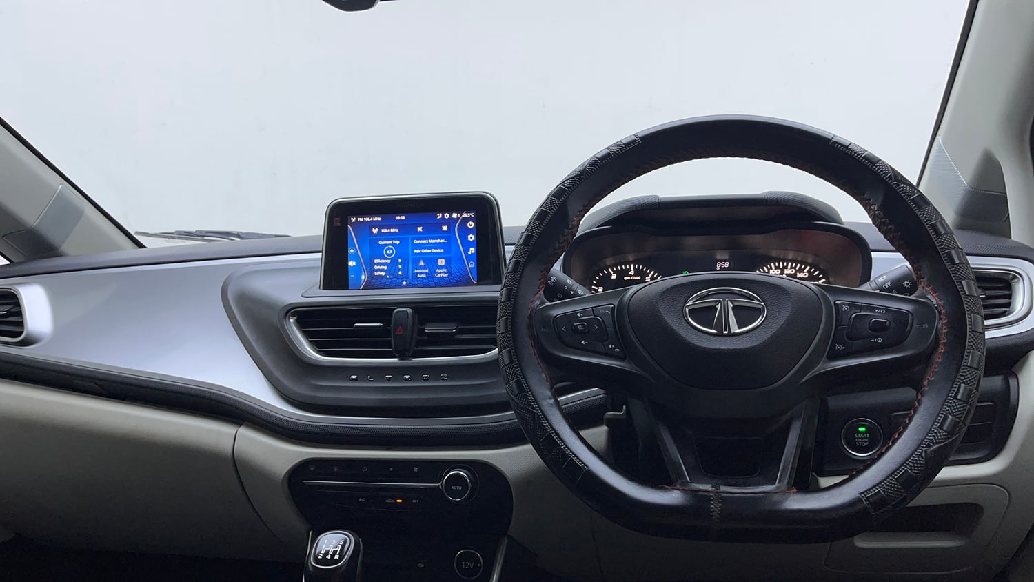 Used 2023 Tata Altroz XZ Diesel Diesel Manual interior DASHBOARD VIEW