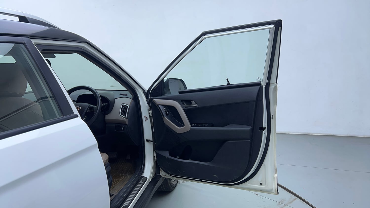 Used 2017 Hyundai Creta 1.6 SX Plus AT Petrol Petrol Automatic interior RIGHT FRONT DOOR OPEN VIEW