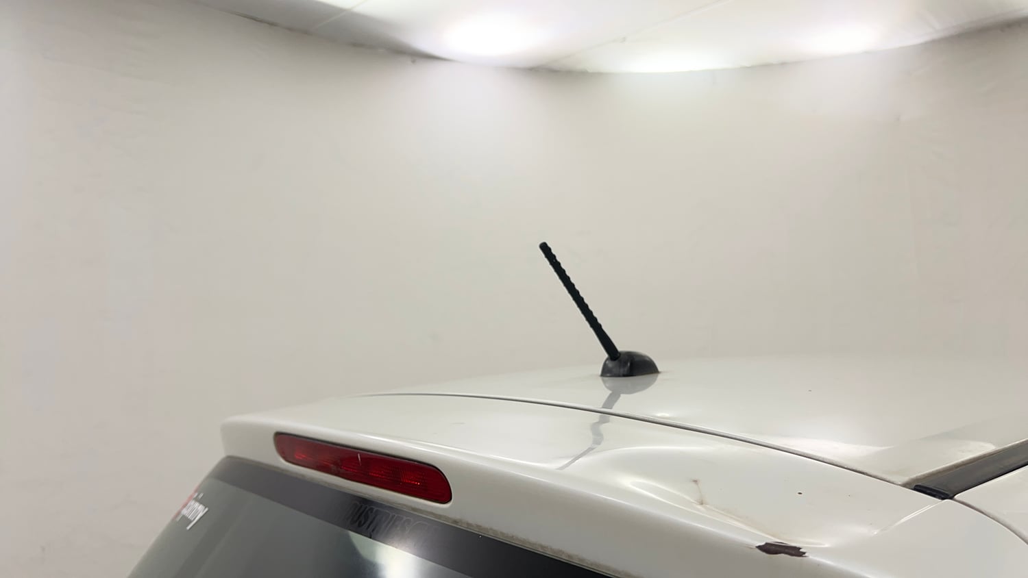 Used 2012 Maruti Suzuki Swift VXi Petrol Manual dents MINOR DENT