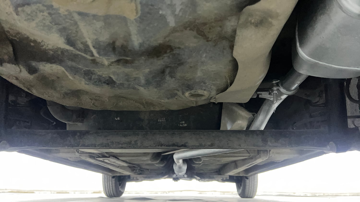 Used 2013 Hyundai i10 Magna 1.2 Kappa2 Petrol Manual extra REAR UNDERBODY VIEW (TAKEN FROM REAR)