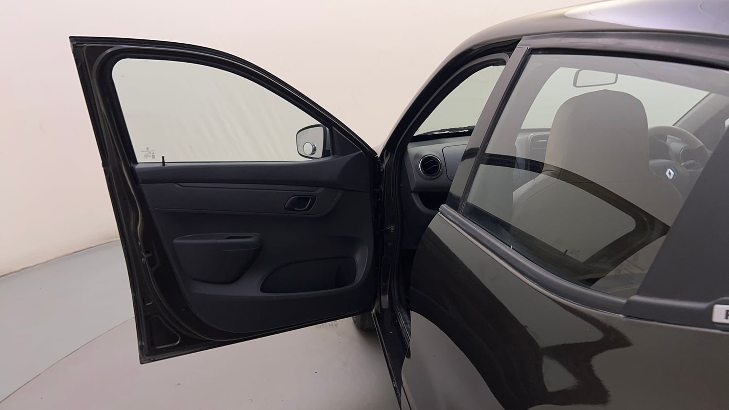 Used 2016 Renault Kwid 1.0 RXT AMT Petrol Automatic interior LEFT FRONT DOOR OPEN VIEW