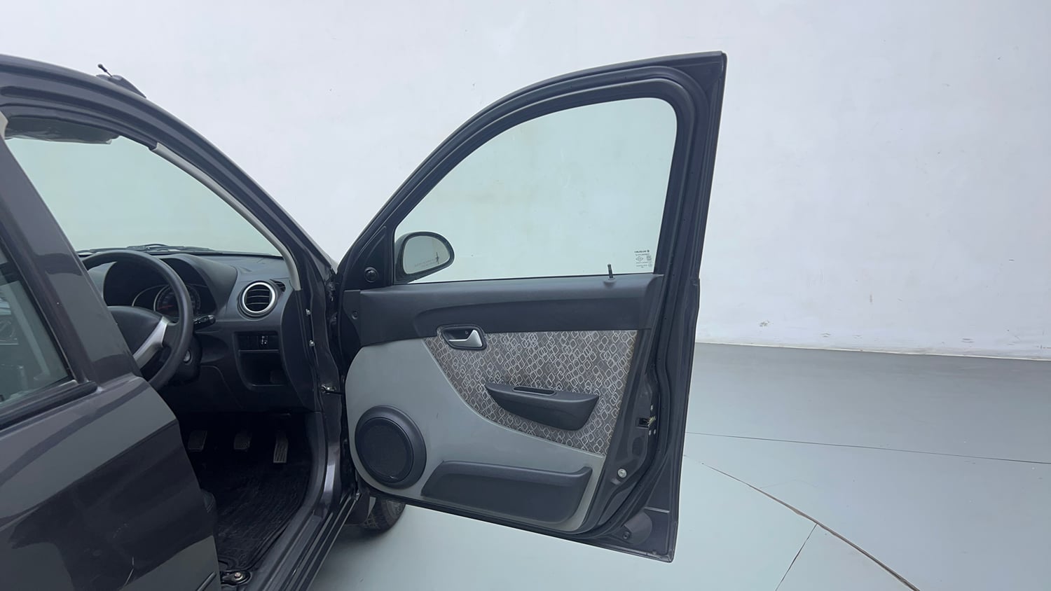 Used 2017 Maruti Suzuki Alto 800 VXi (O) Petrol Manual interior RIGHT FRONT DOOR OPEN VIEW